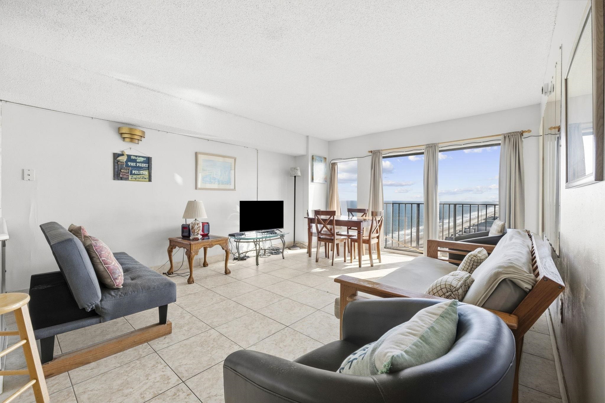 1605 S Ocean Blvd. Property Photo 6