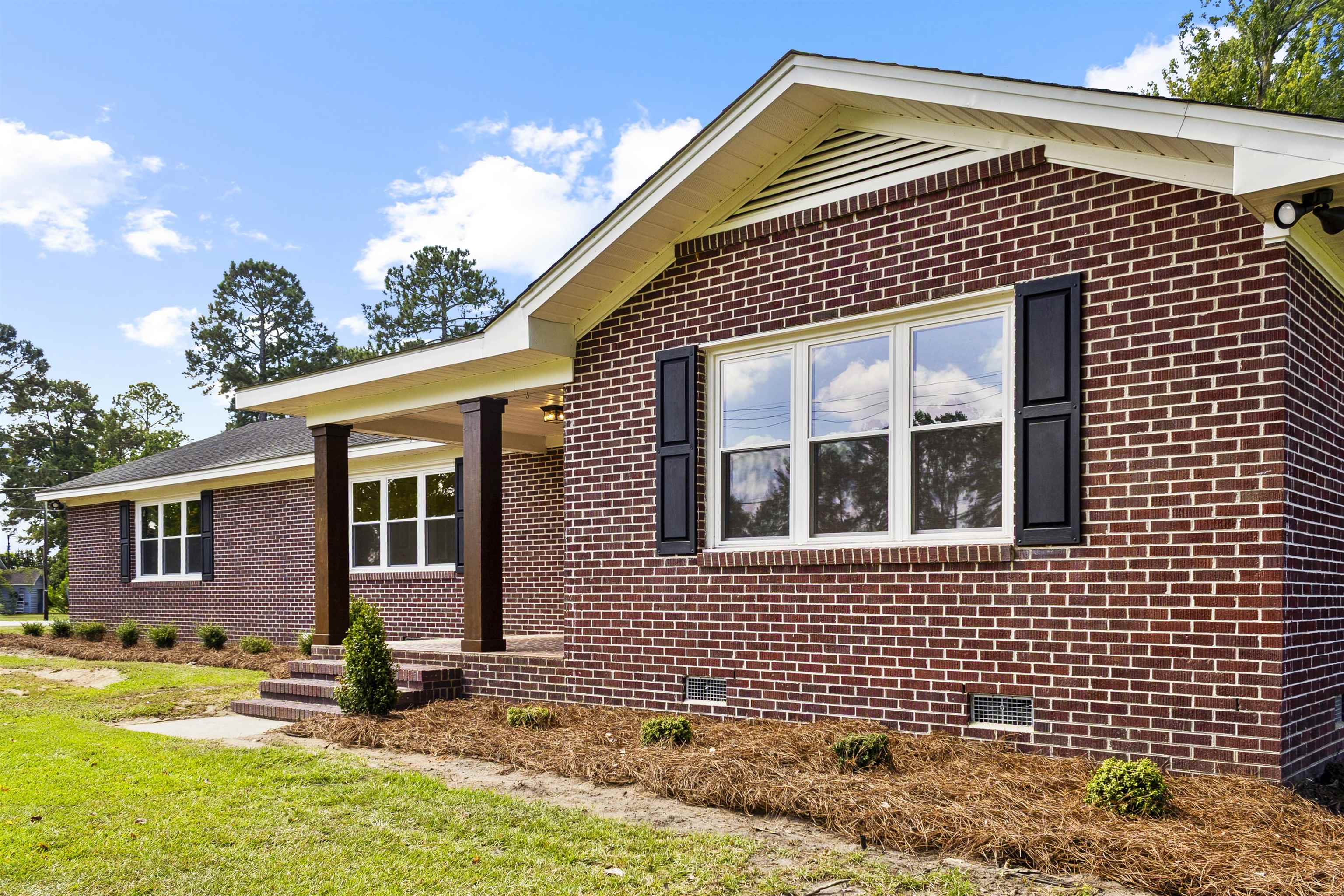 1121 Old Corner Rd. Property Photo 1