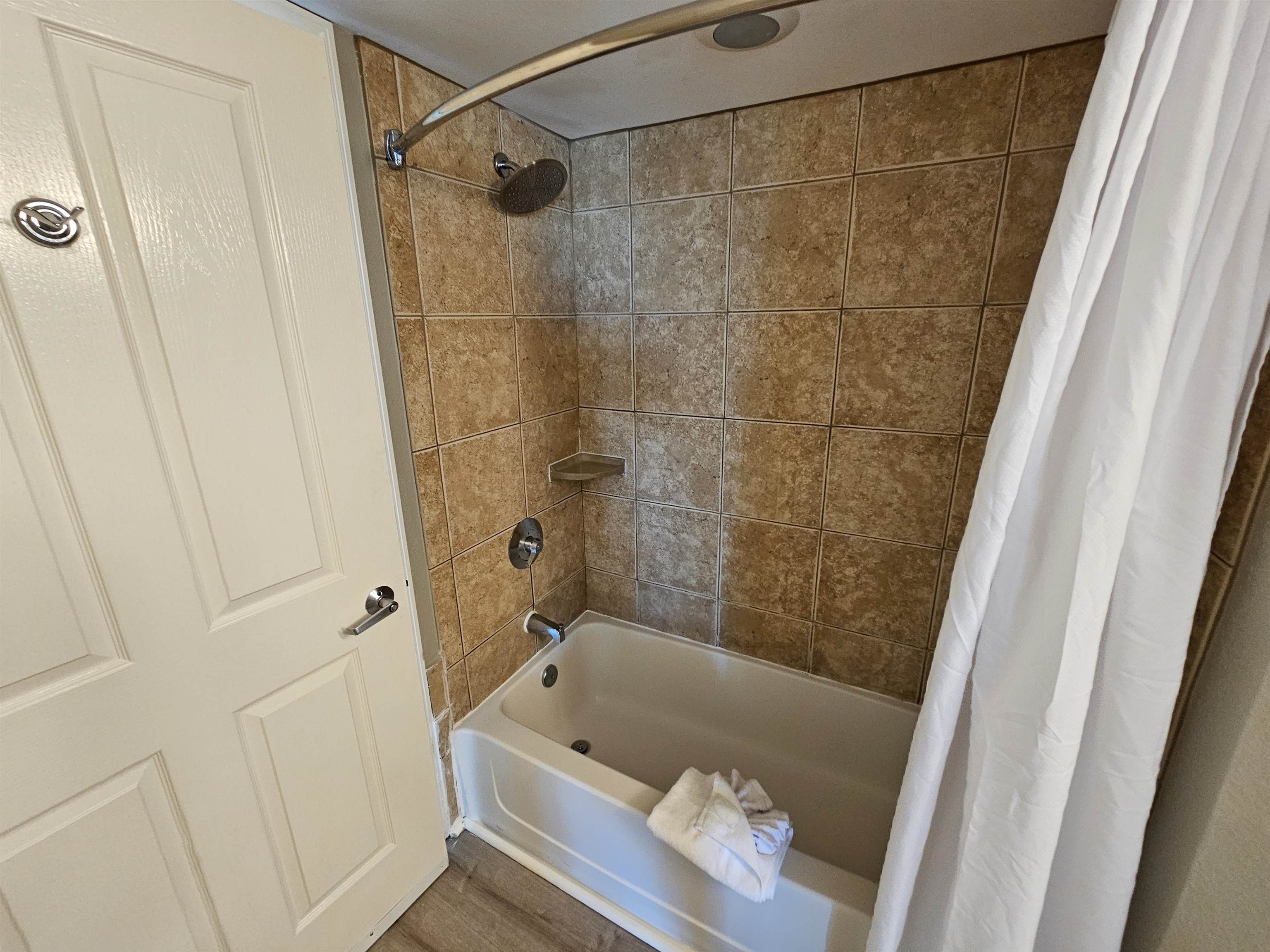 5200 N Ocean Blvd. Property Photo 7