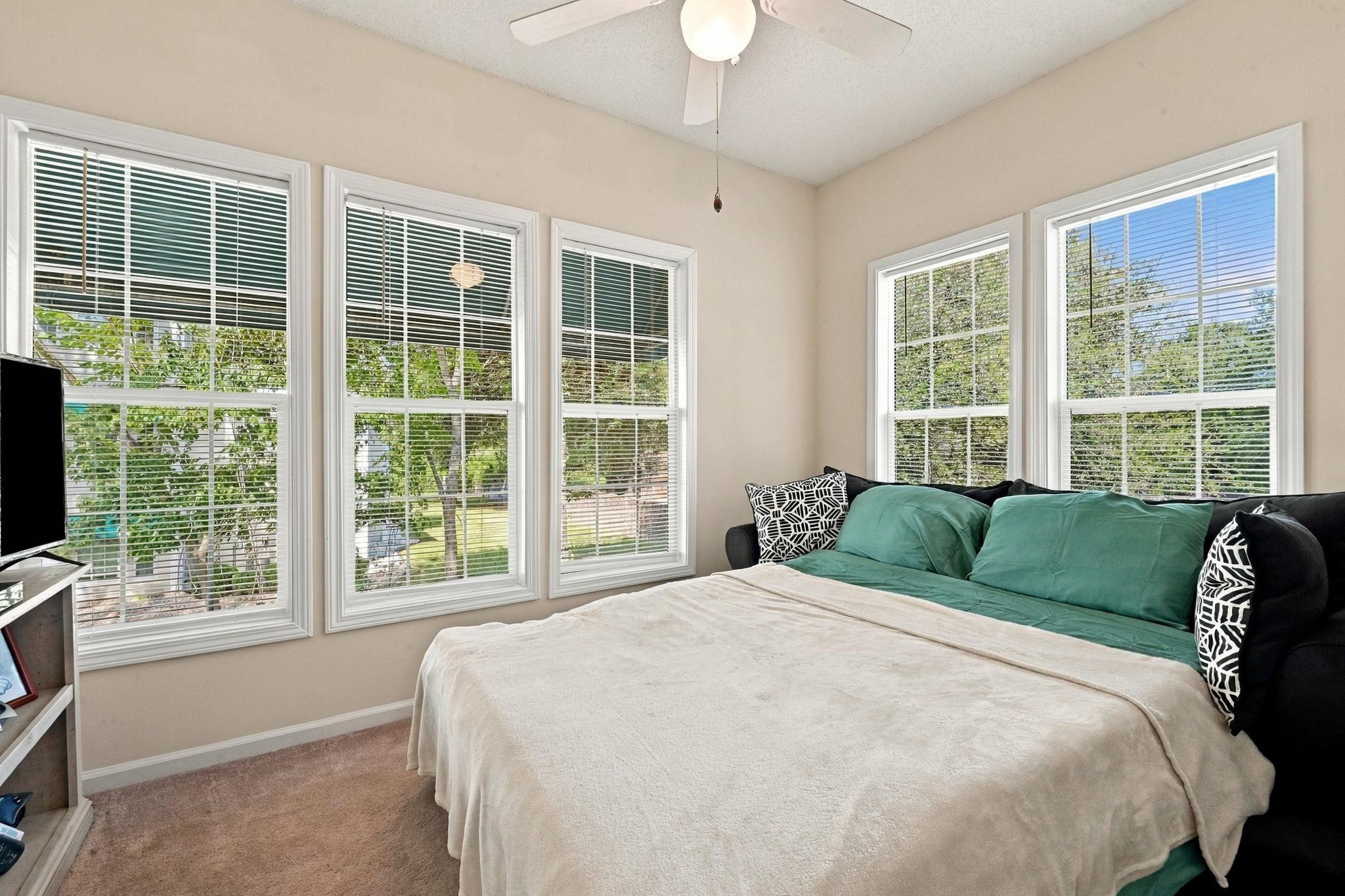 9764 Leyland Dr. Property Photo 16