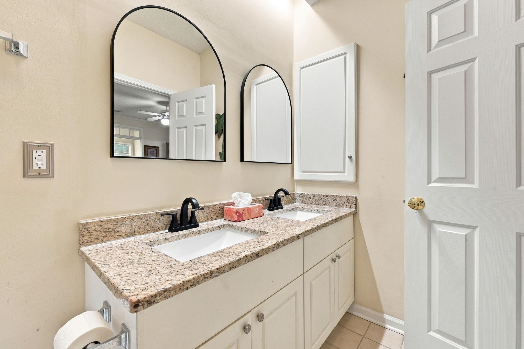 9764 Leyland Dr. Property Photo 27