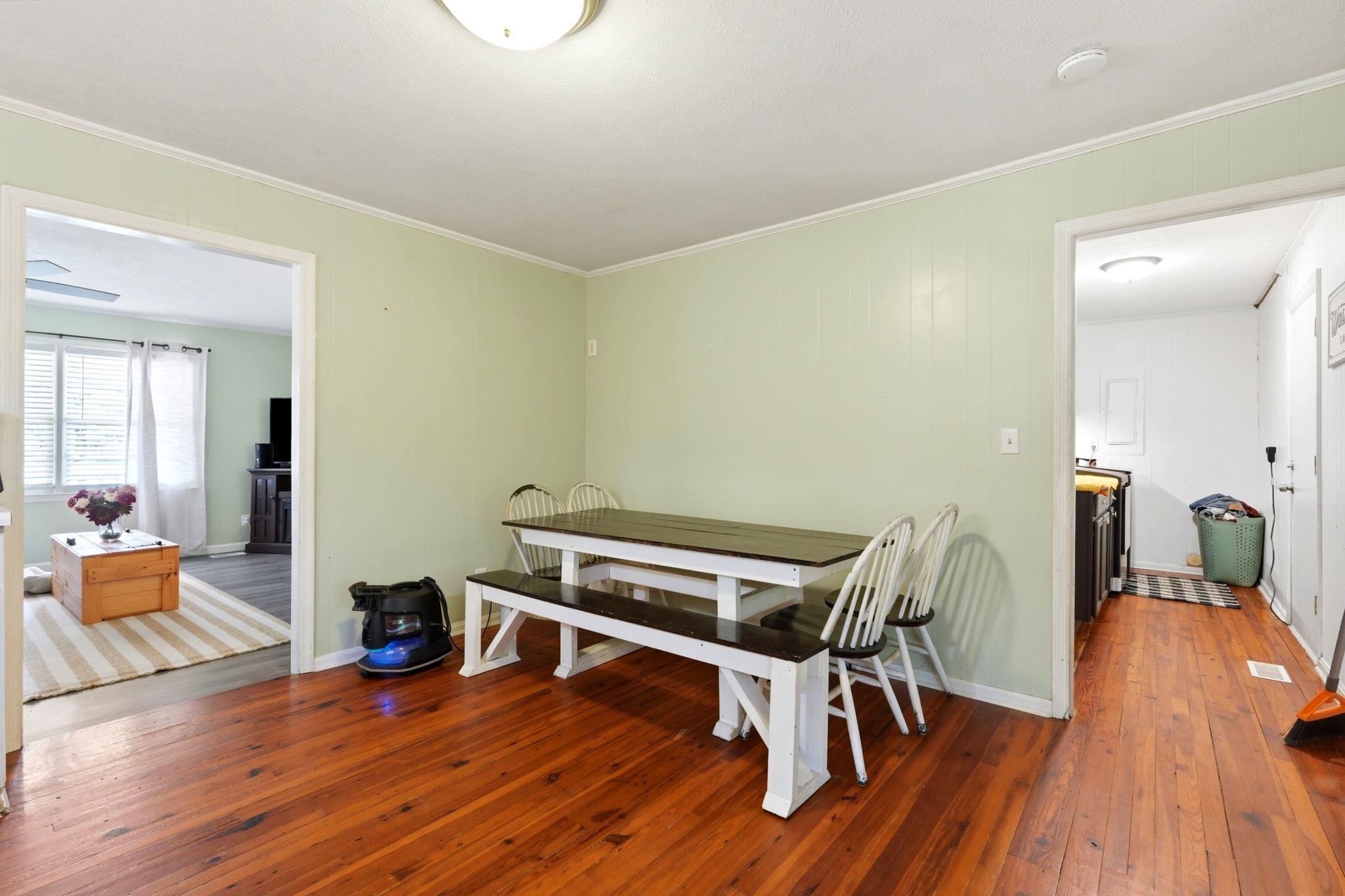4720 Highway 90 Property Photo 6