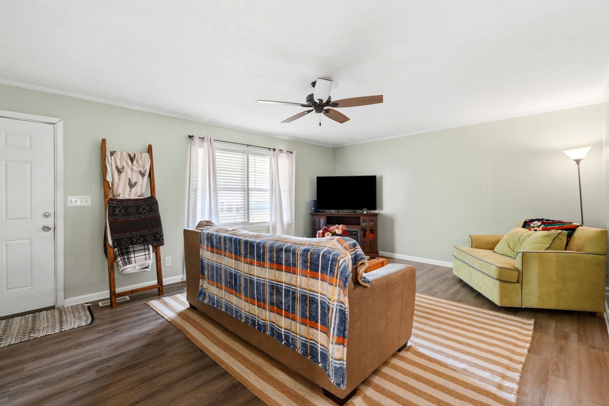 4720 Highway 90 Property Photo 12
