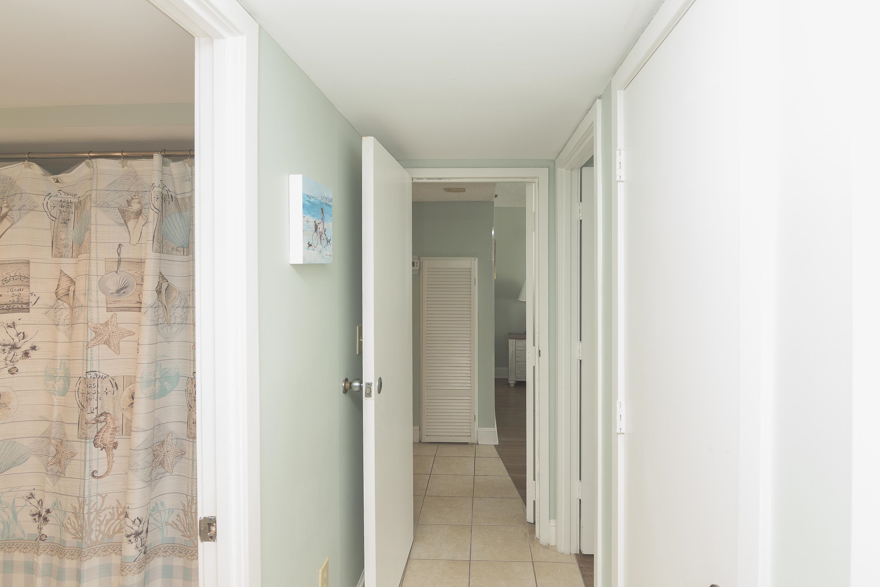 9820 Queensway Blvd. Property Photo 30