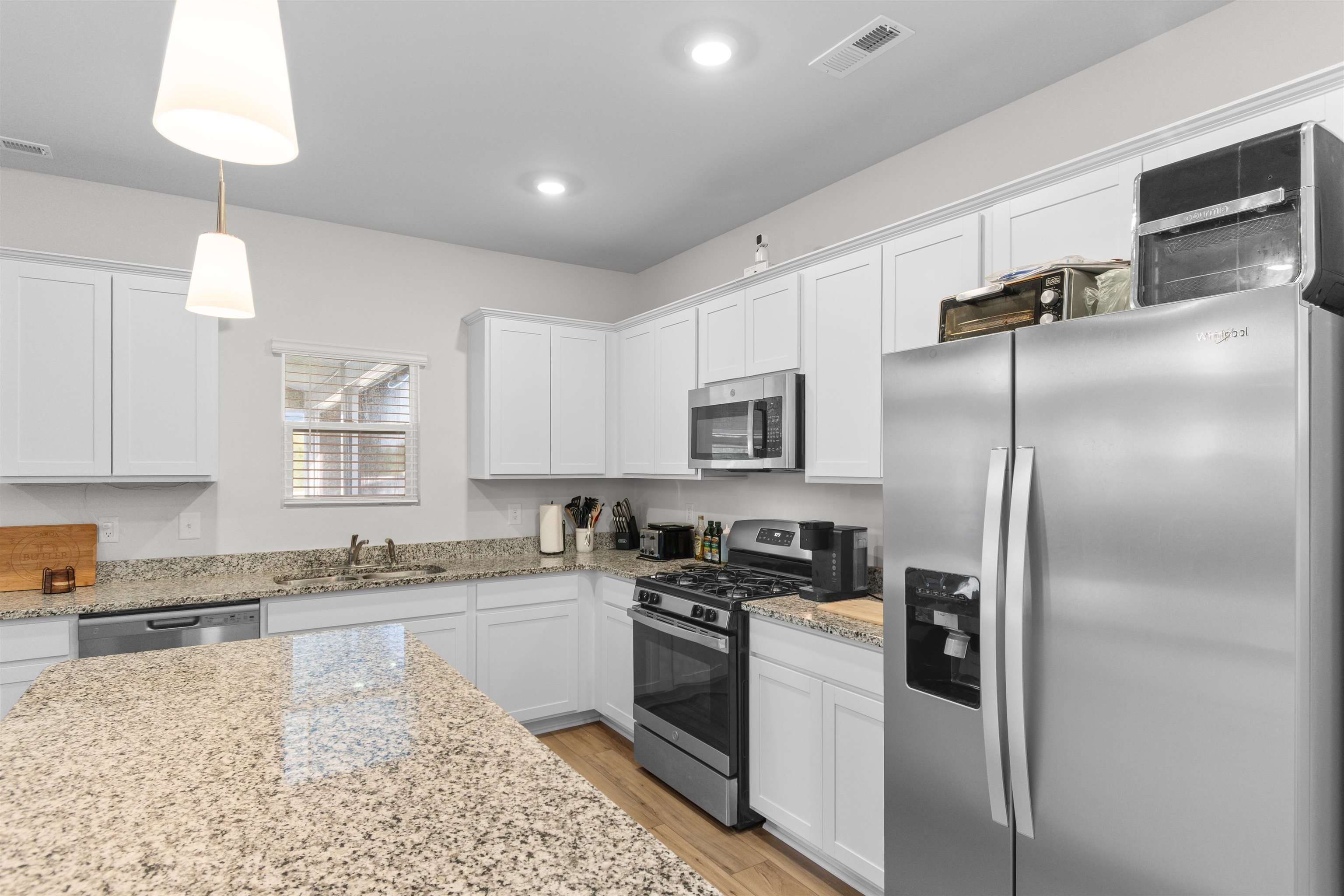 180 Wagner Cir. Property Photo 6