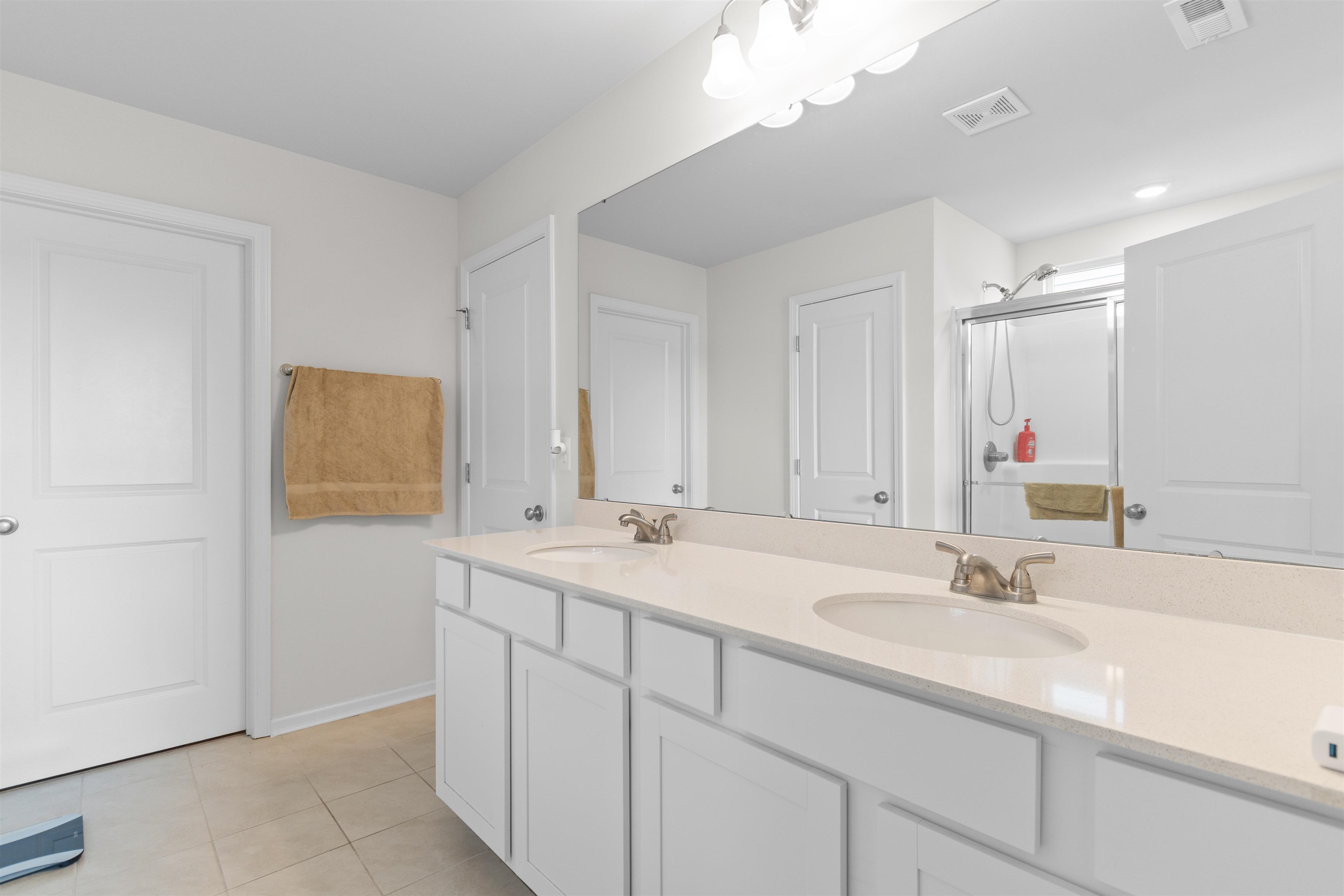 180 Wagner Cir. Property Photo 21