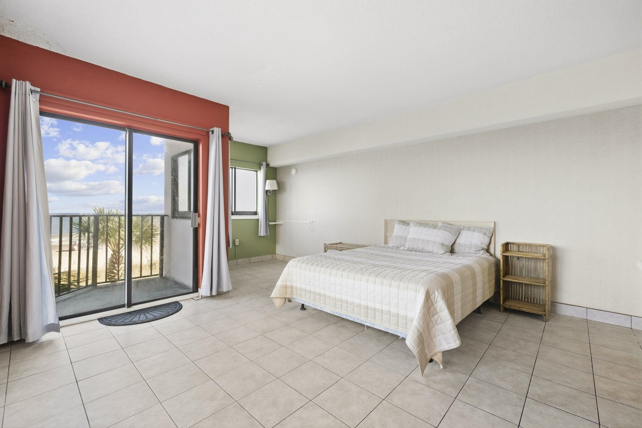 1605 S Ocean Blvd. Property Photo 8