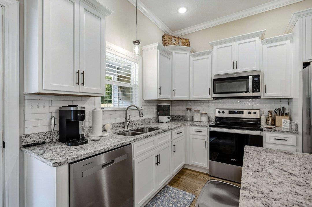 2275 Vaught Rd. Property Photo 8