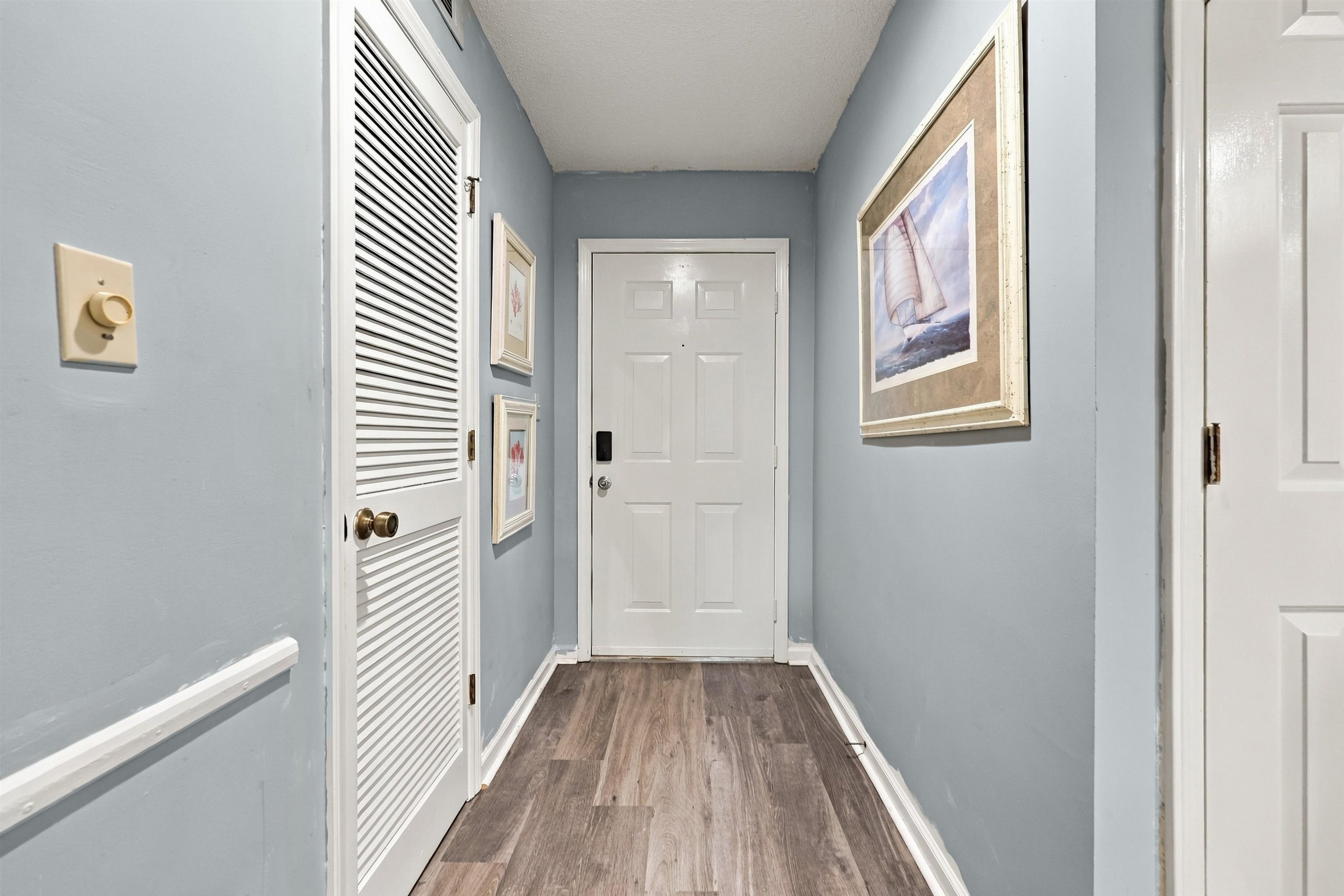 4202 Pinehurst Circle Property Photo 4