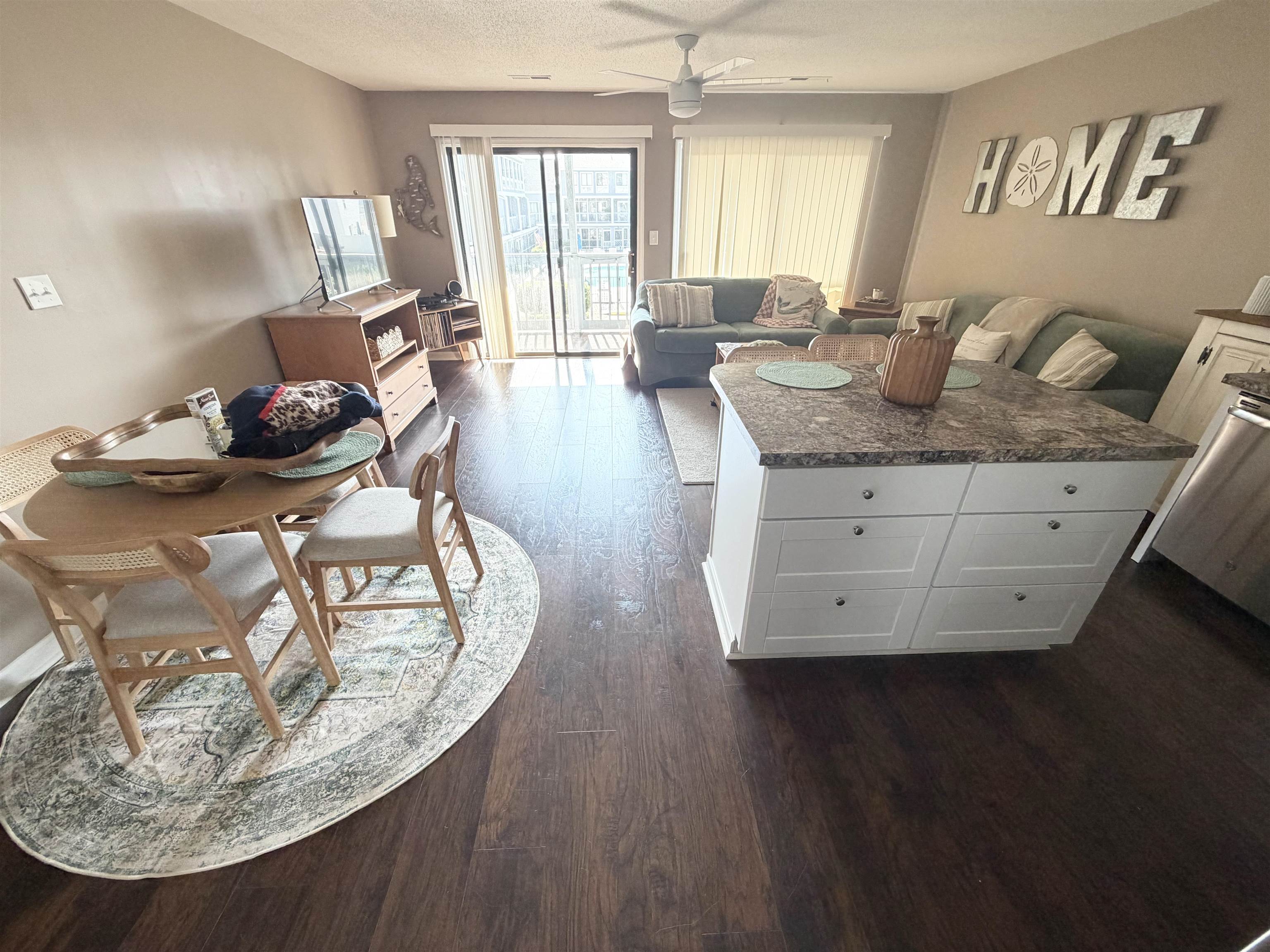 1881 Colony Dr. Property Photo 21