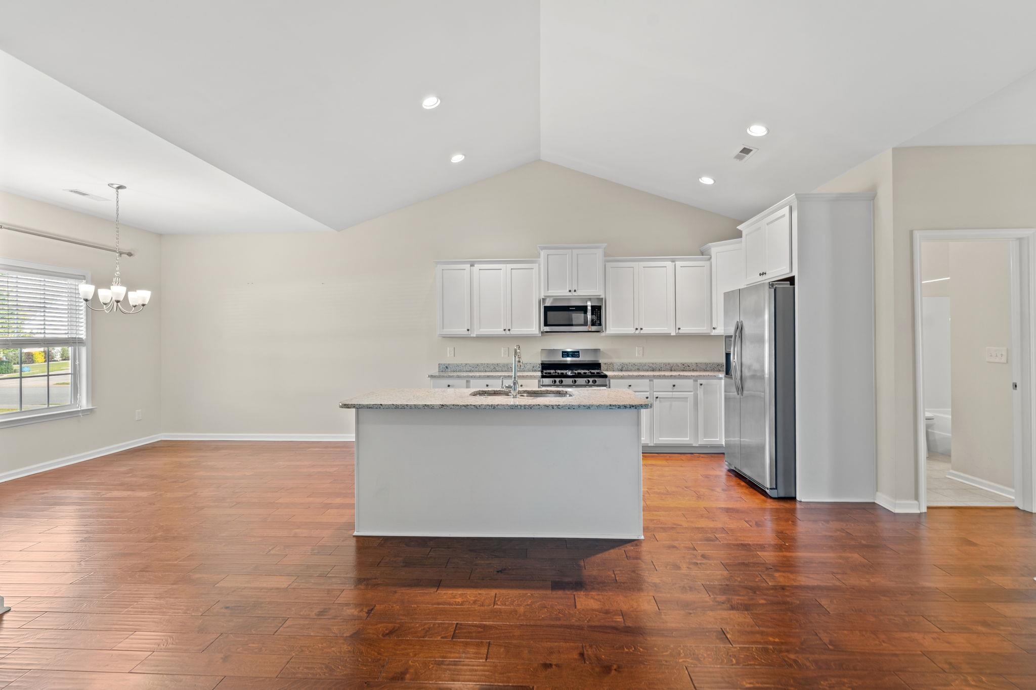 2500 Big Bay Ct. Property Photo 8