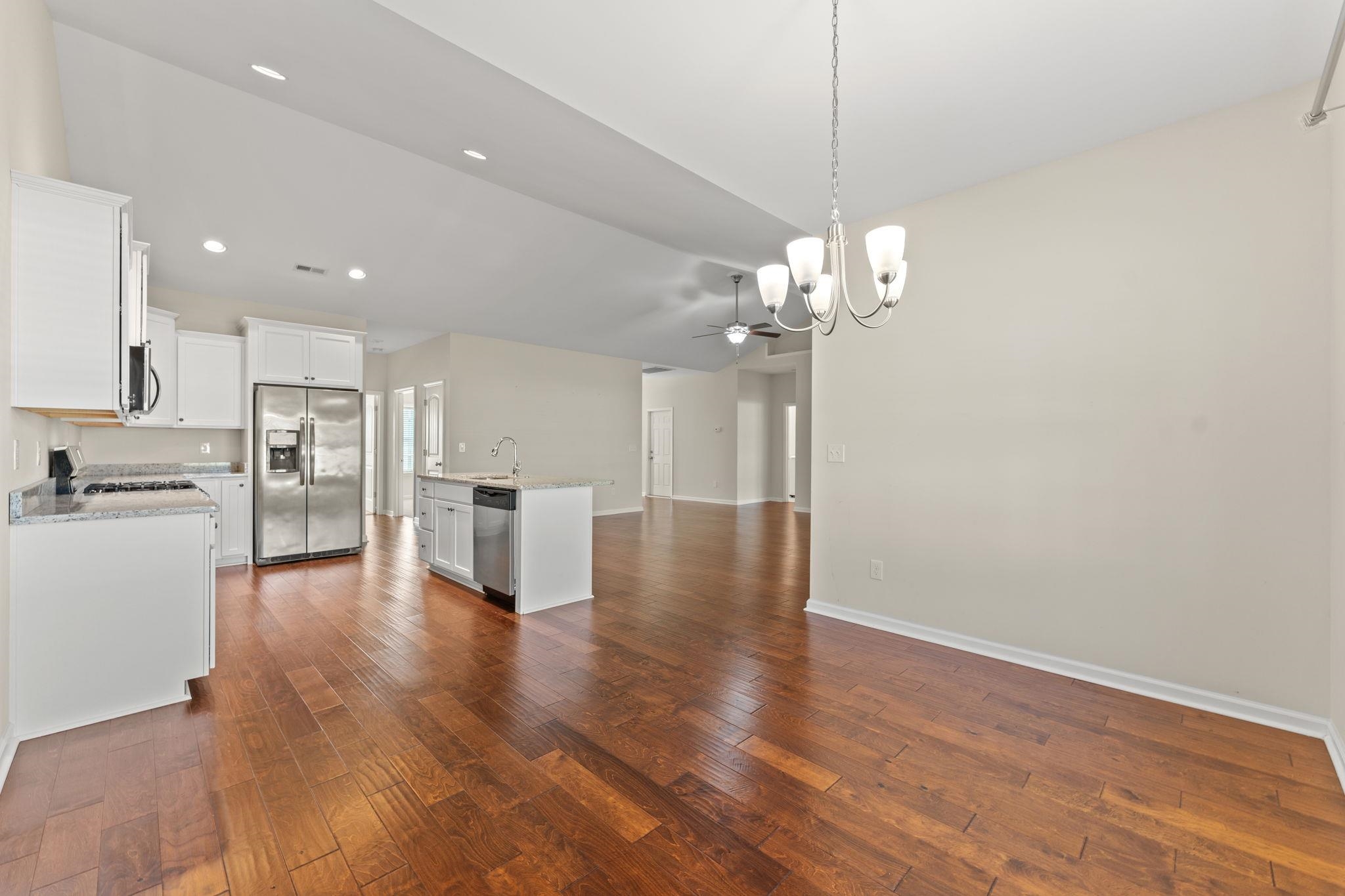 2500 Big Bay Ct. Property Photo 12