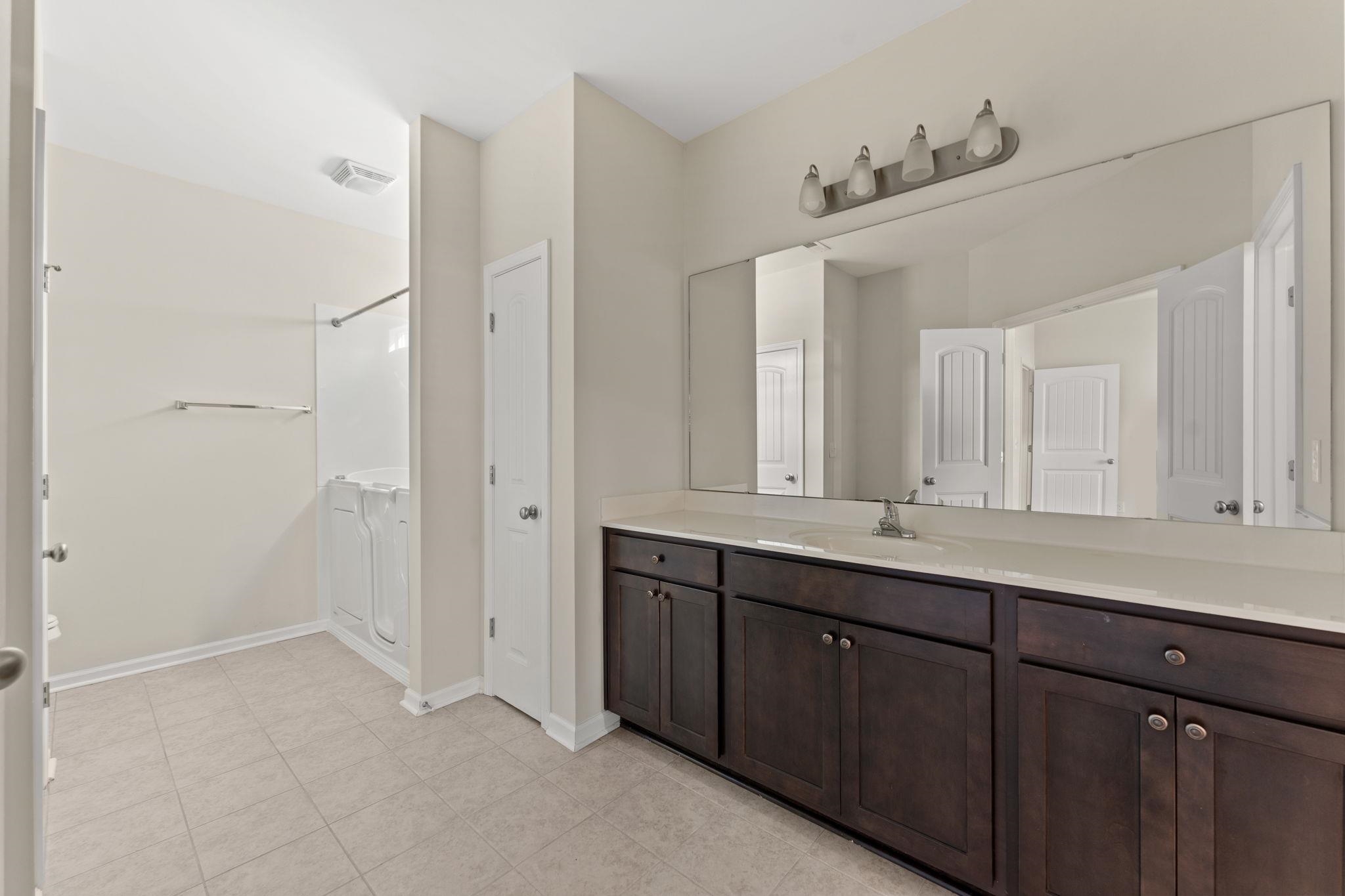 2500 Big Bay Ct. Property Photo 19