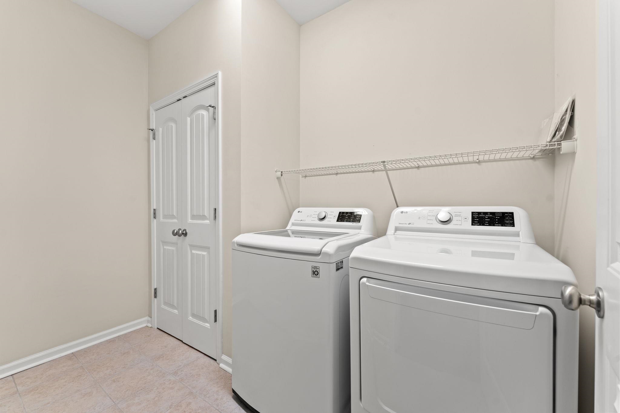 2500 Big Bay Ct. Property Photo 24