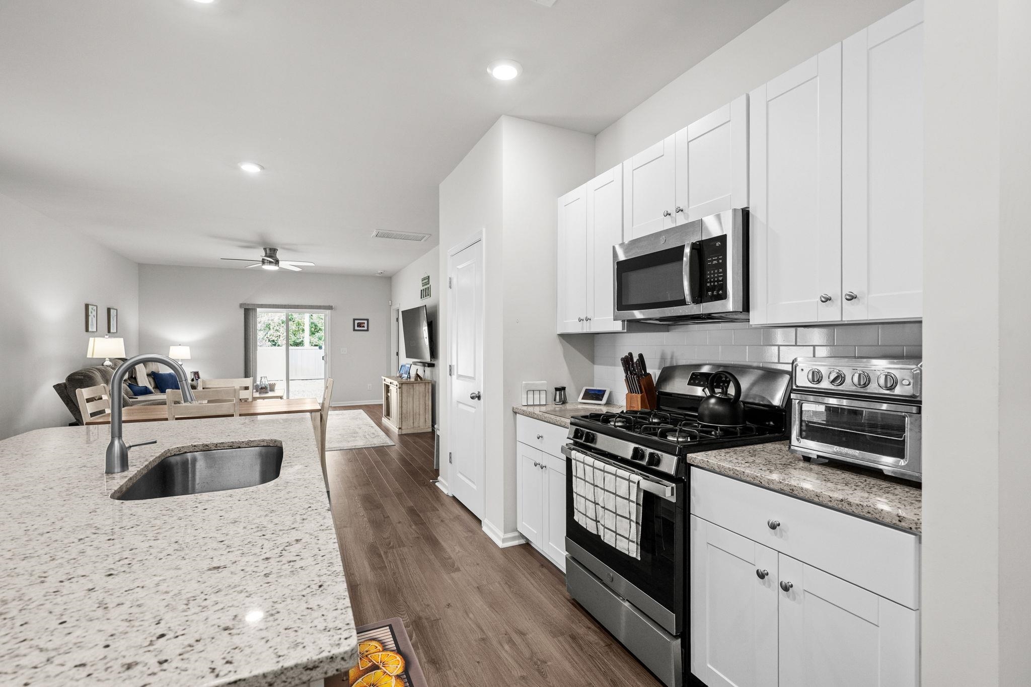 149 Cypress Tree Loop Property Photo 7