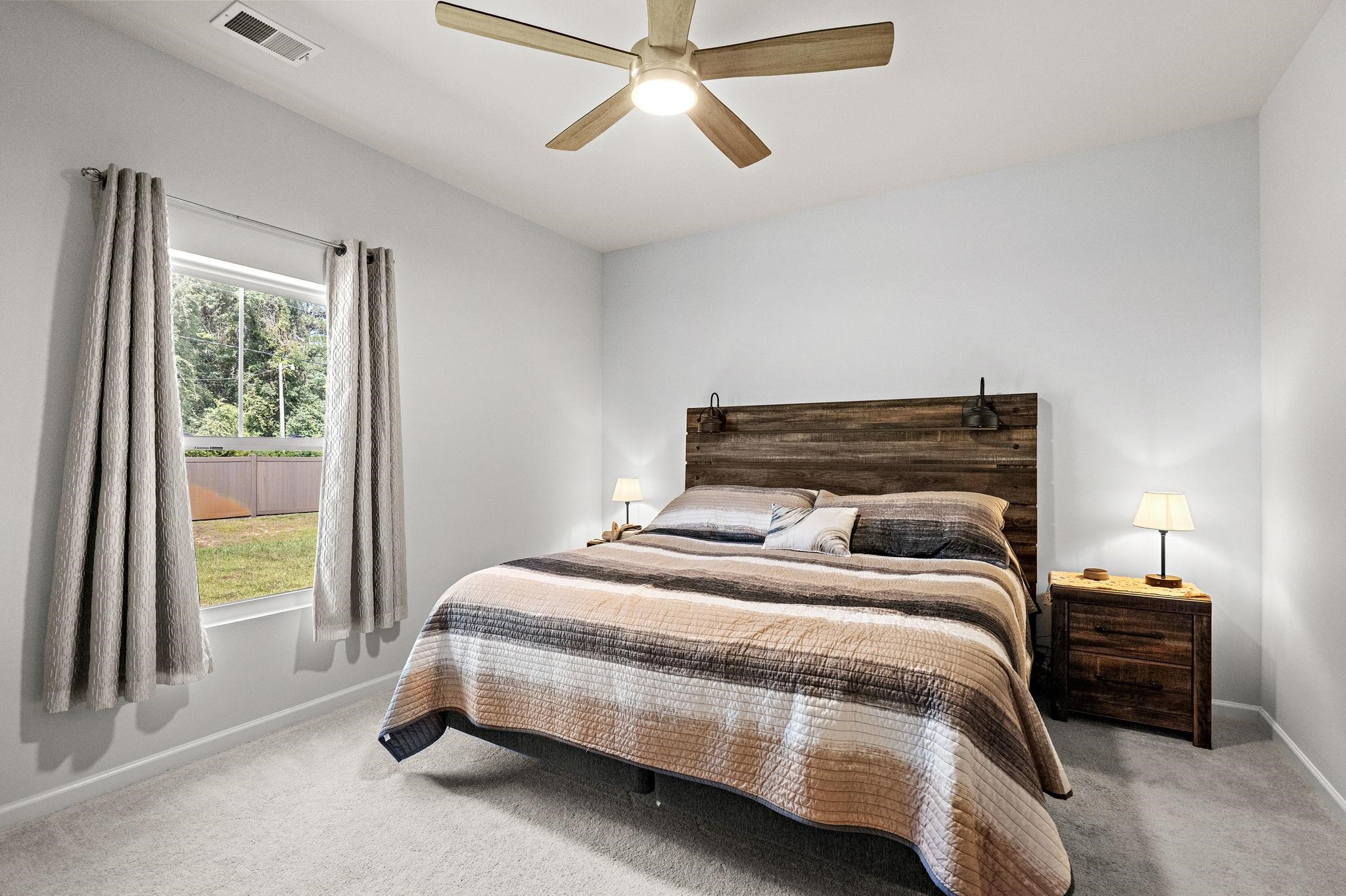 149 Cypress Tree Loop Property Photo 20