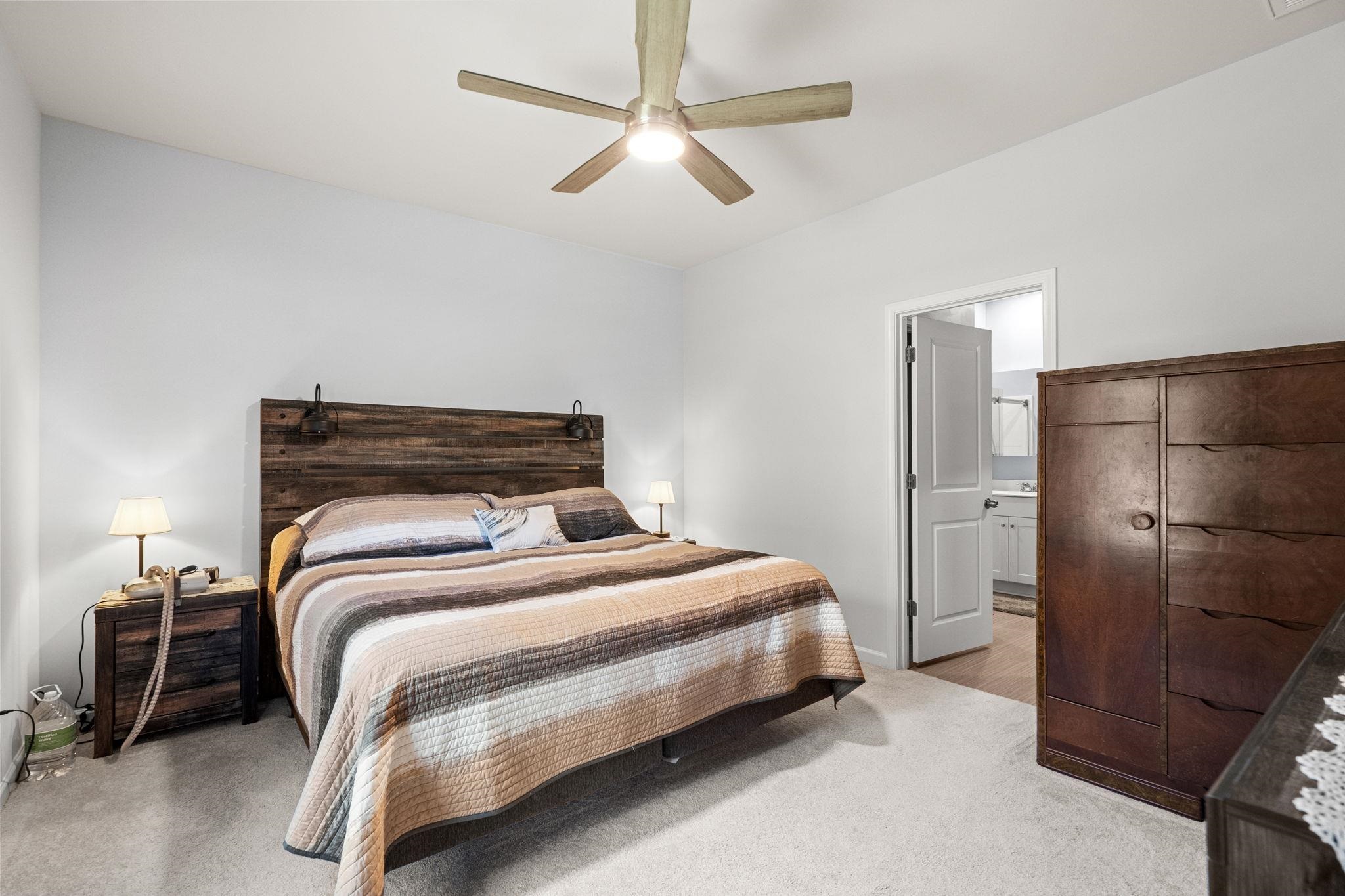 149 Cypress Tree Loop Property Photo 21