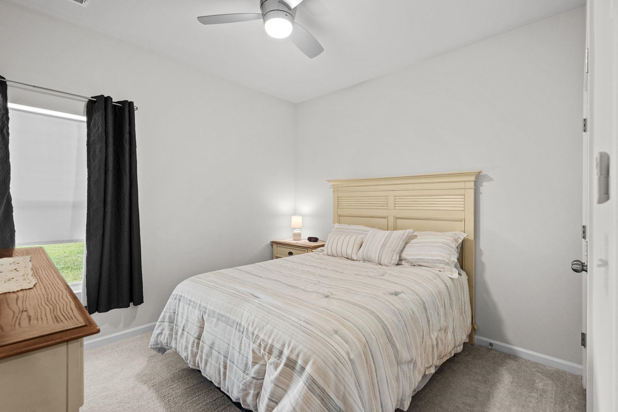 149 Cypress Tree Loop Property Photo 25