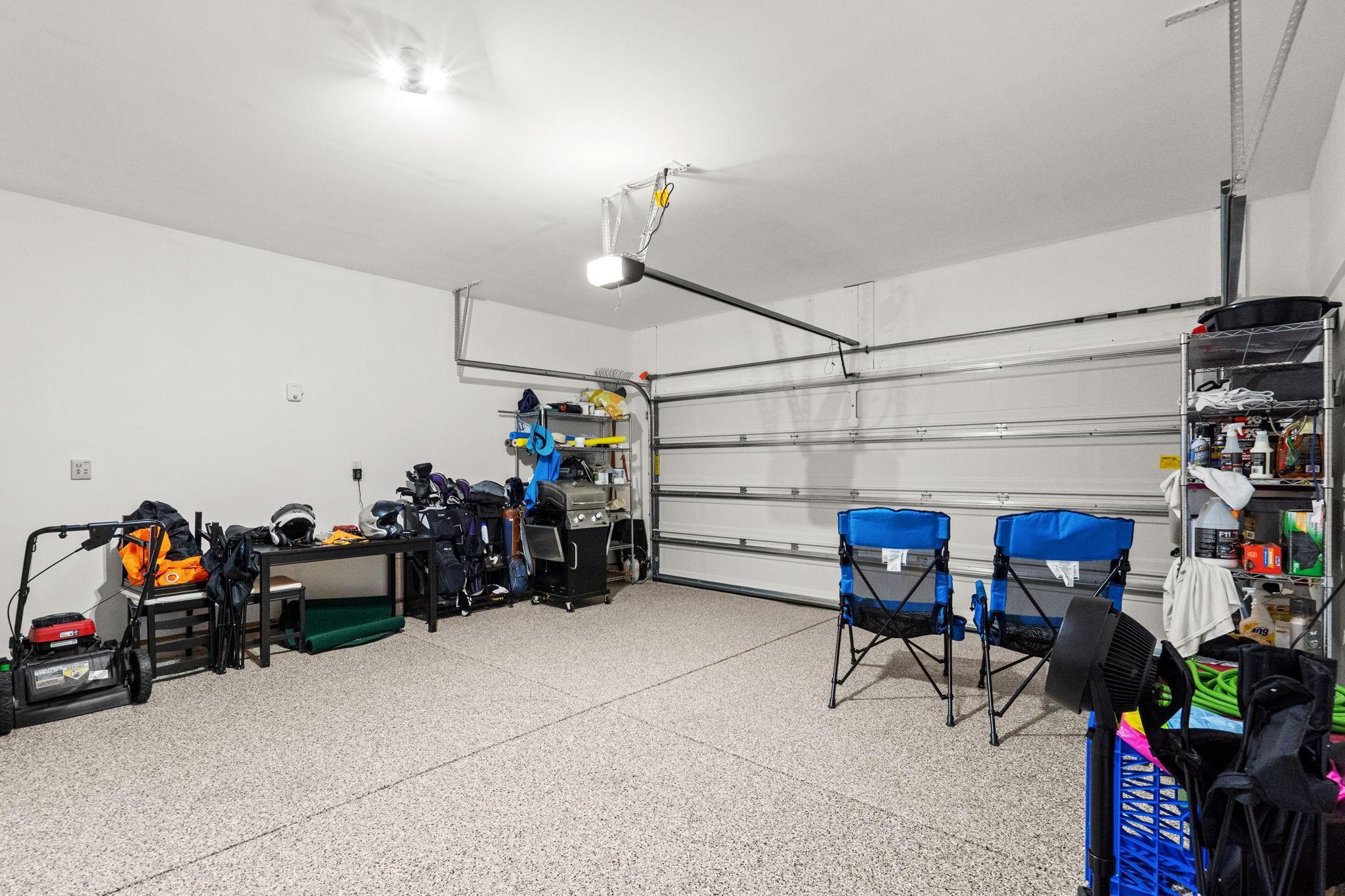 149 Cypress Tree Loop Property Photo 31