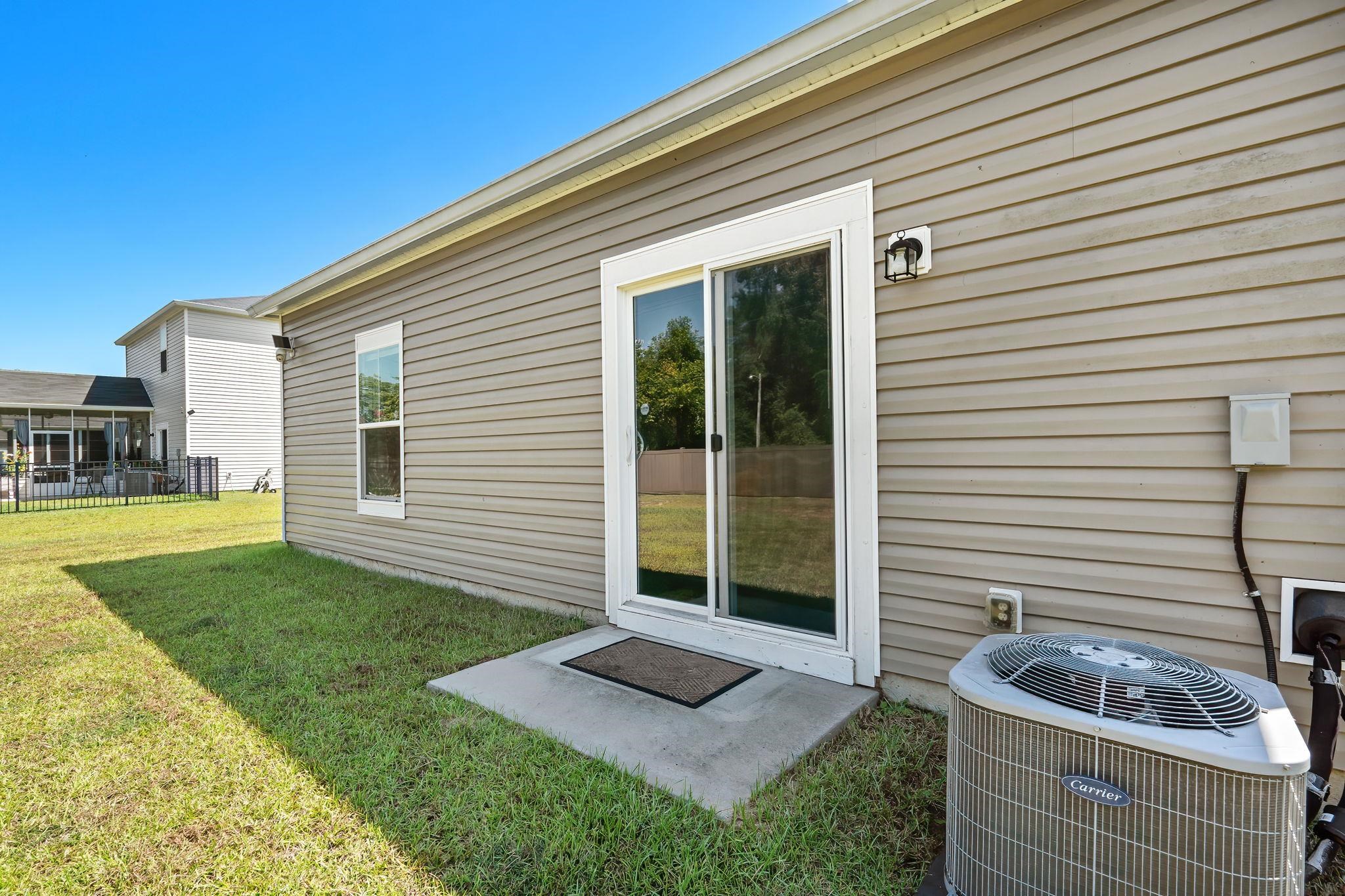 149 Cypress Tree Loop Property Photo 33