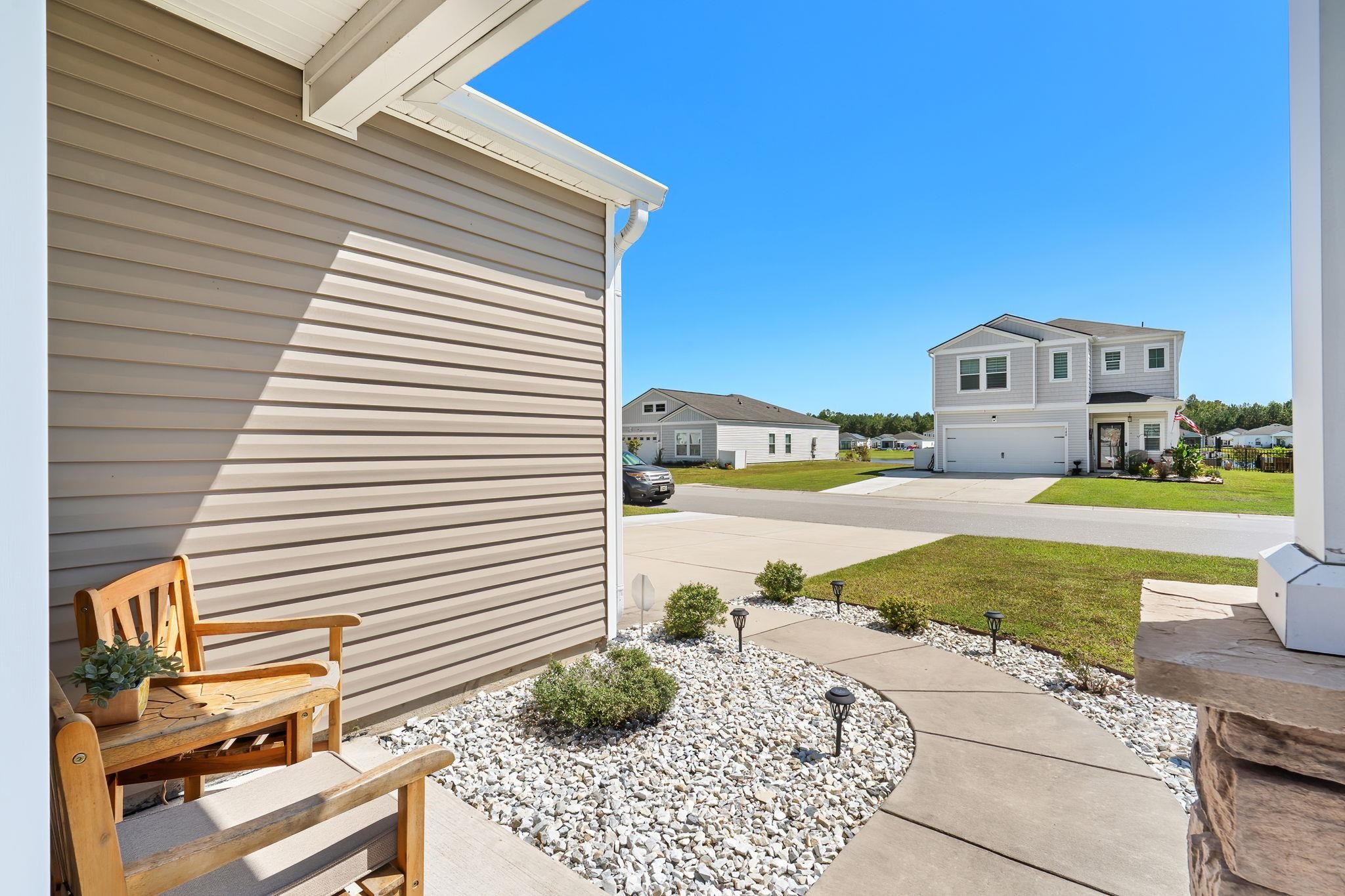 149 Cypress Tree Loop Property Photo 34
