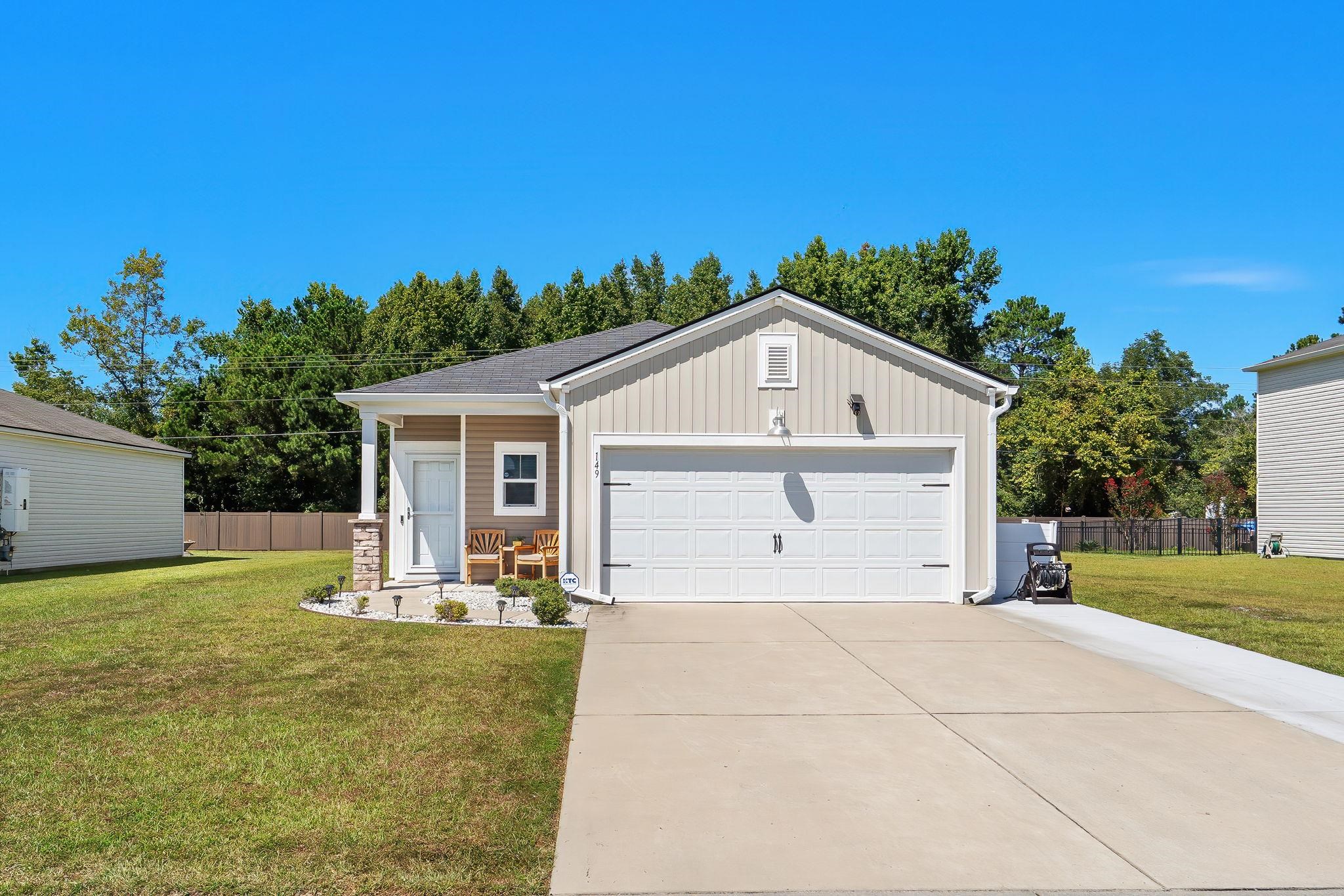 149 Cypress Tree Loop Property Photo 37