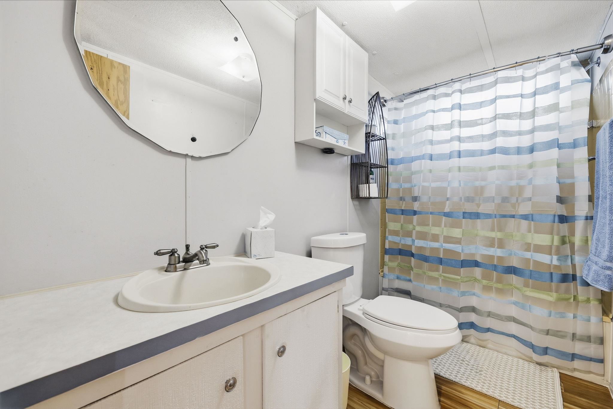 412 Seabreeze Dr. Property Photo 30