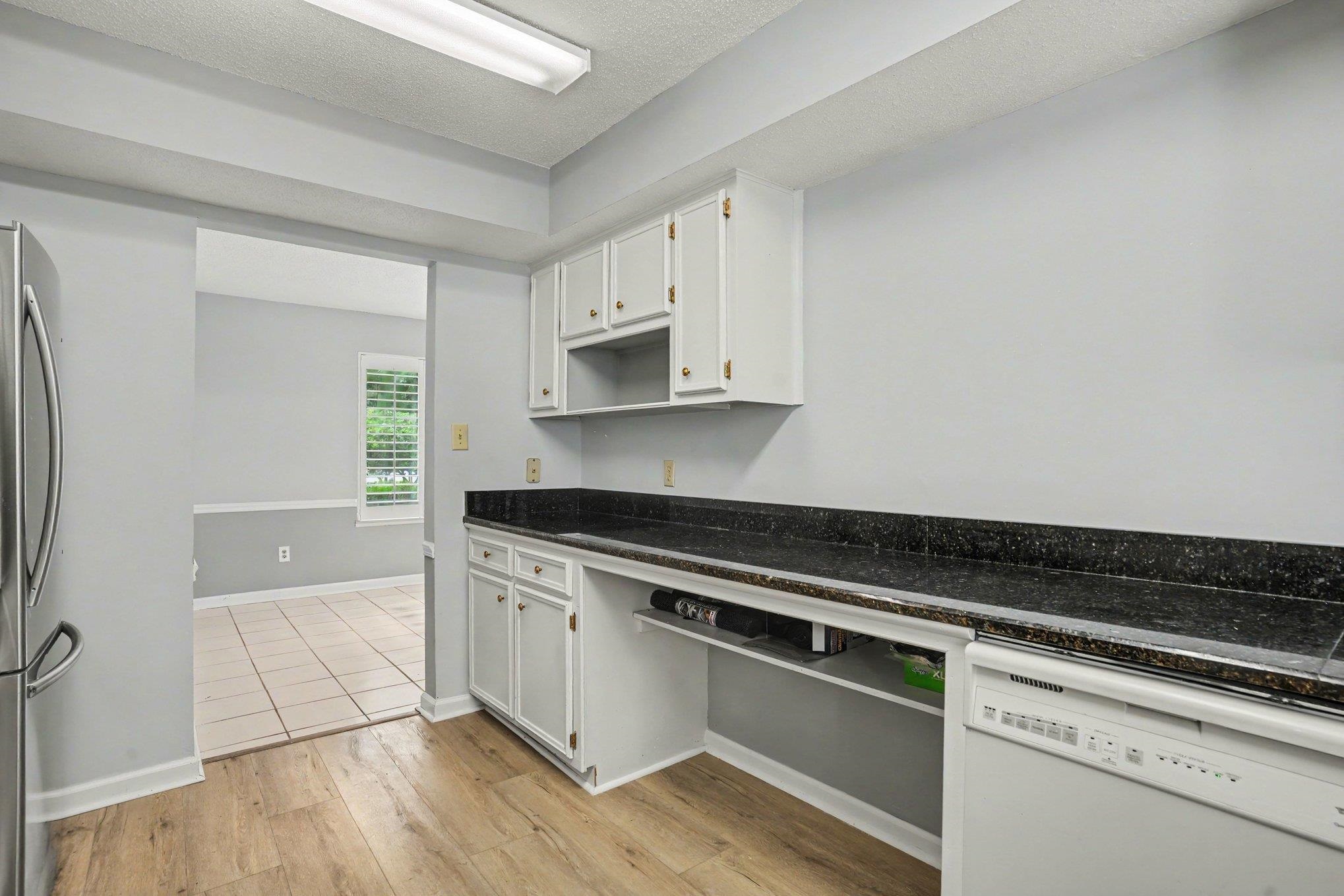 100 Hickory Dr. Property Photo 20