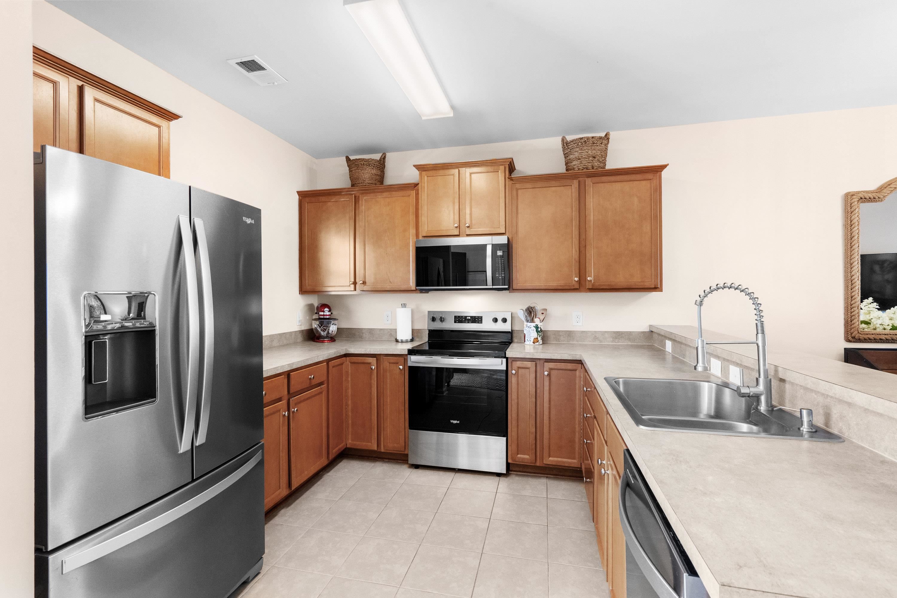 6253 Catalina Dr. Property Photo 15