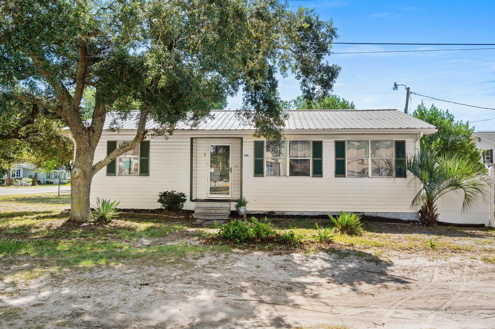 2705 Madison Dr. Property Photo 1