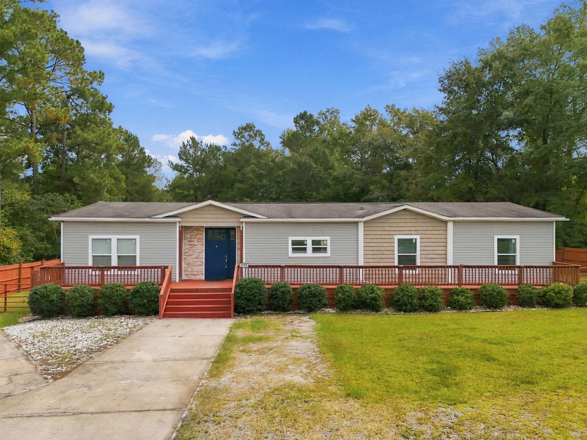 1751 Red Bluff Rd. Property Photo 1