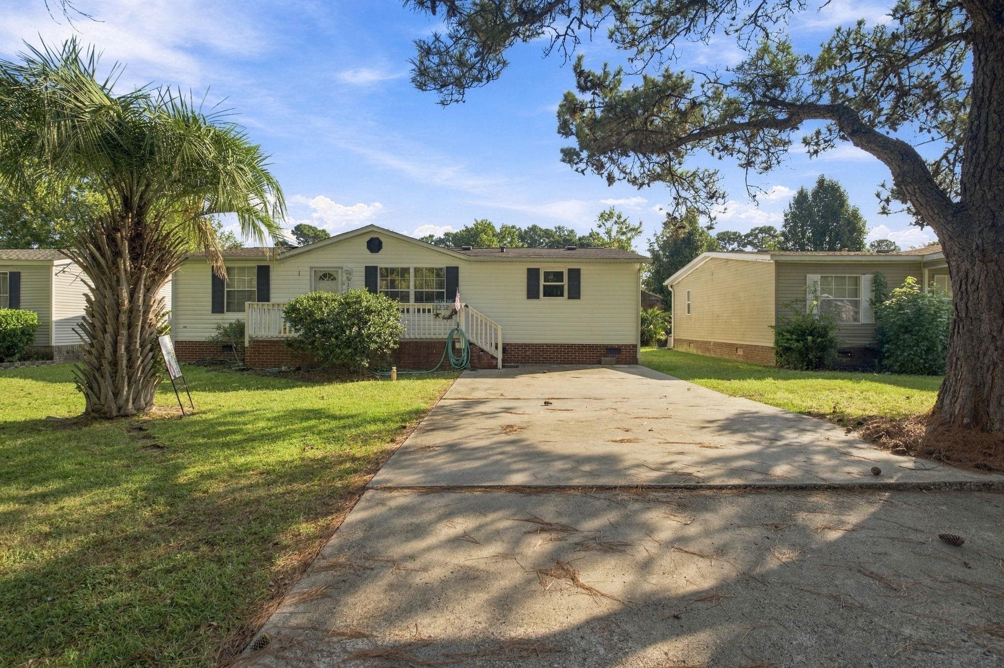 3252 Lyndon Dr. Property Photo 1
