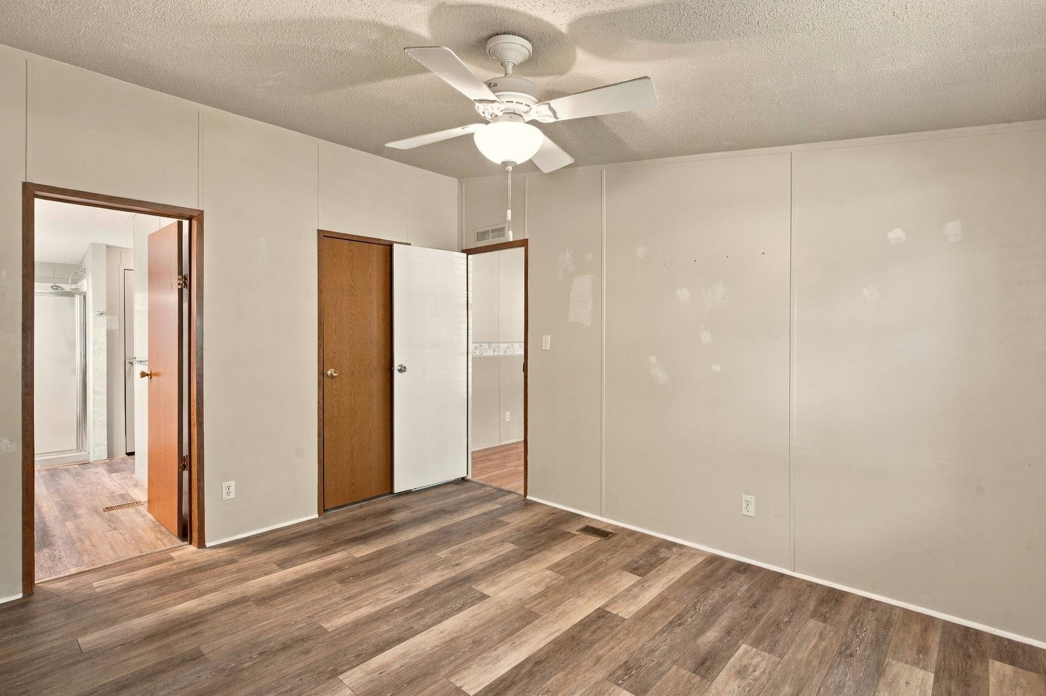 3252 Lyndon Dr. Property Photo 6
