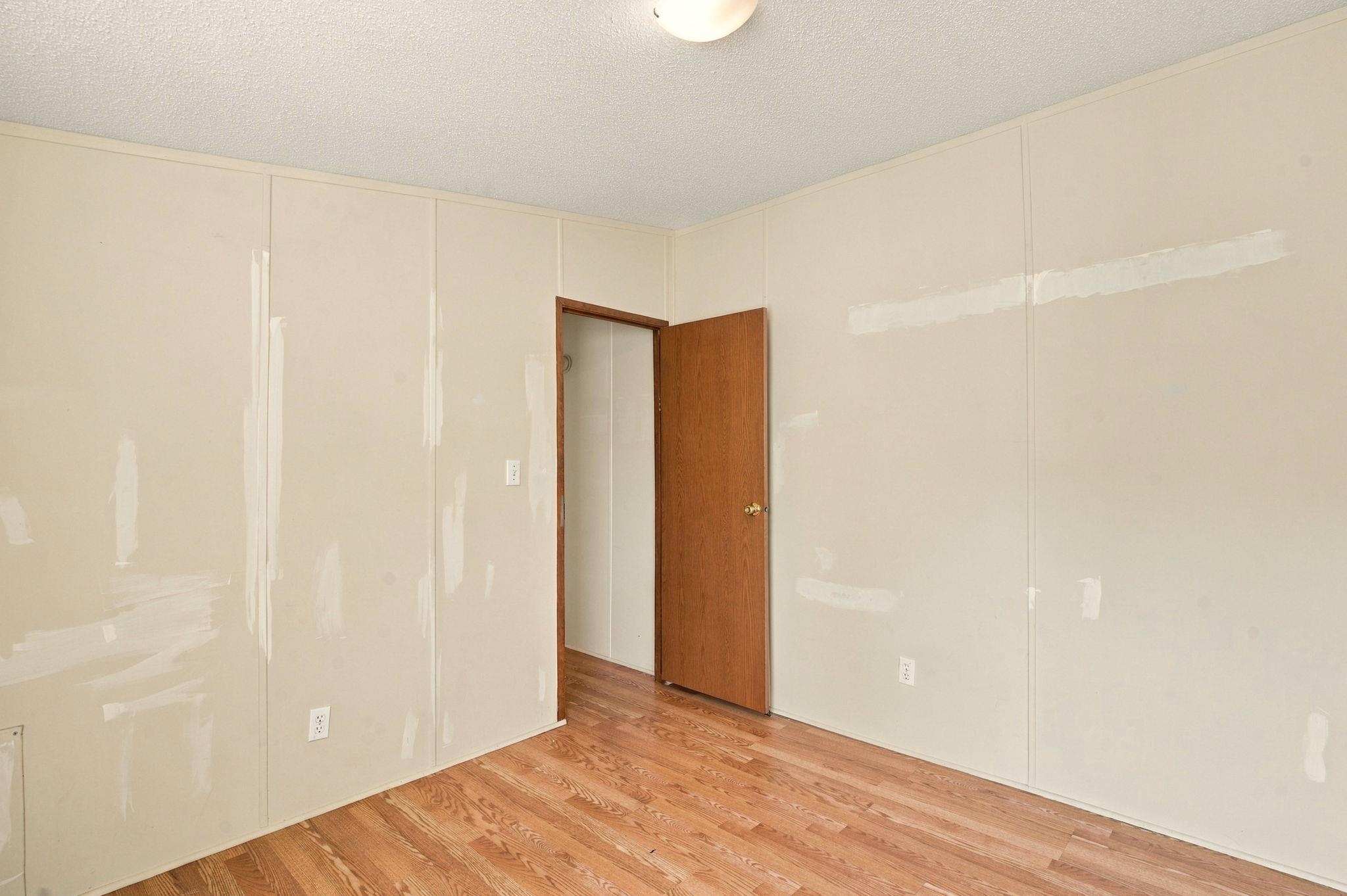 3252 Lyndon Dr. Property Photo 10