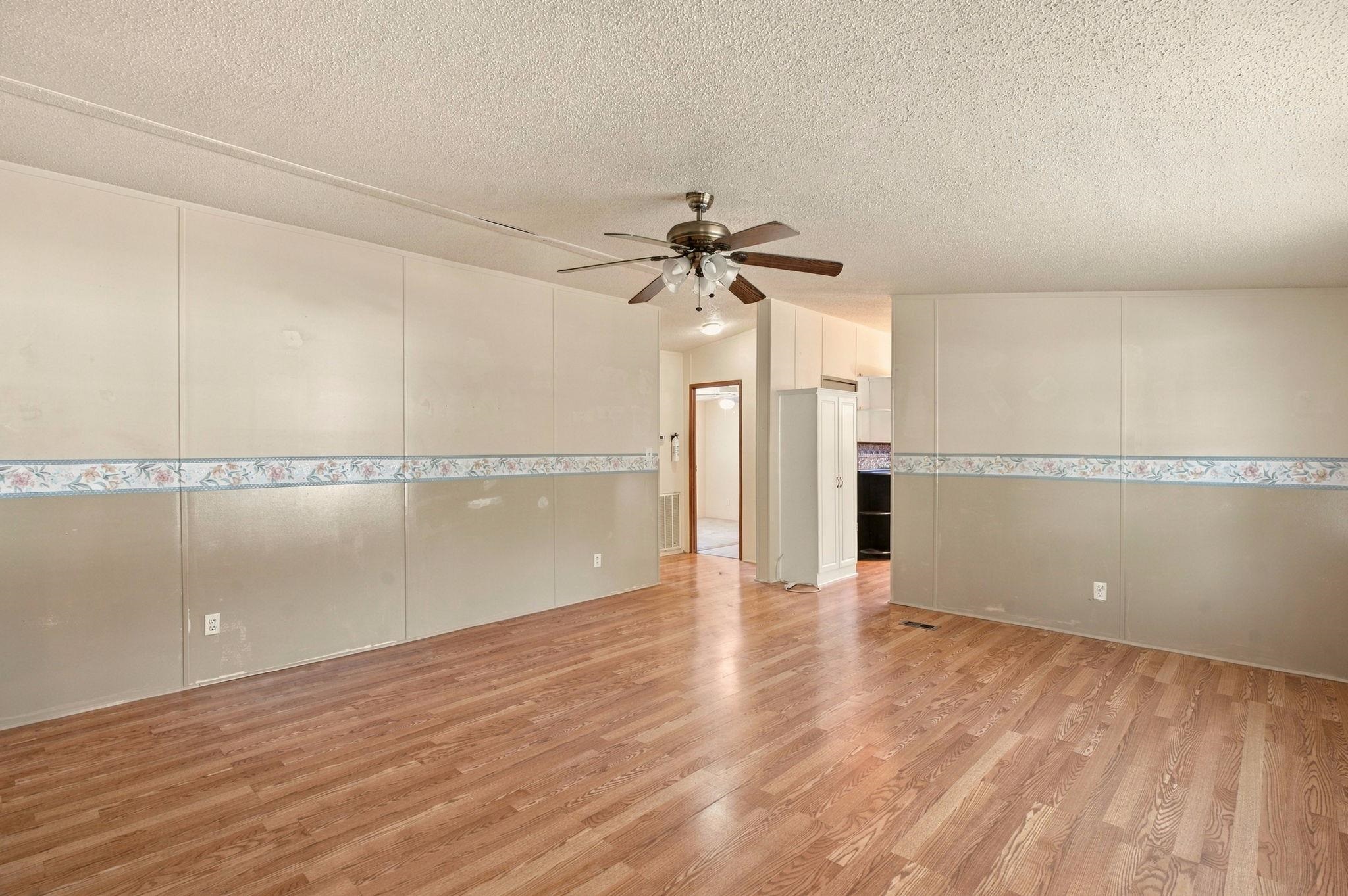 3252 Lyndon Dr. Property Photo 16
