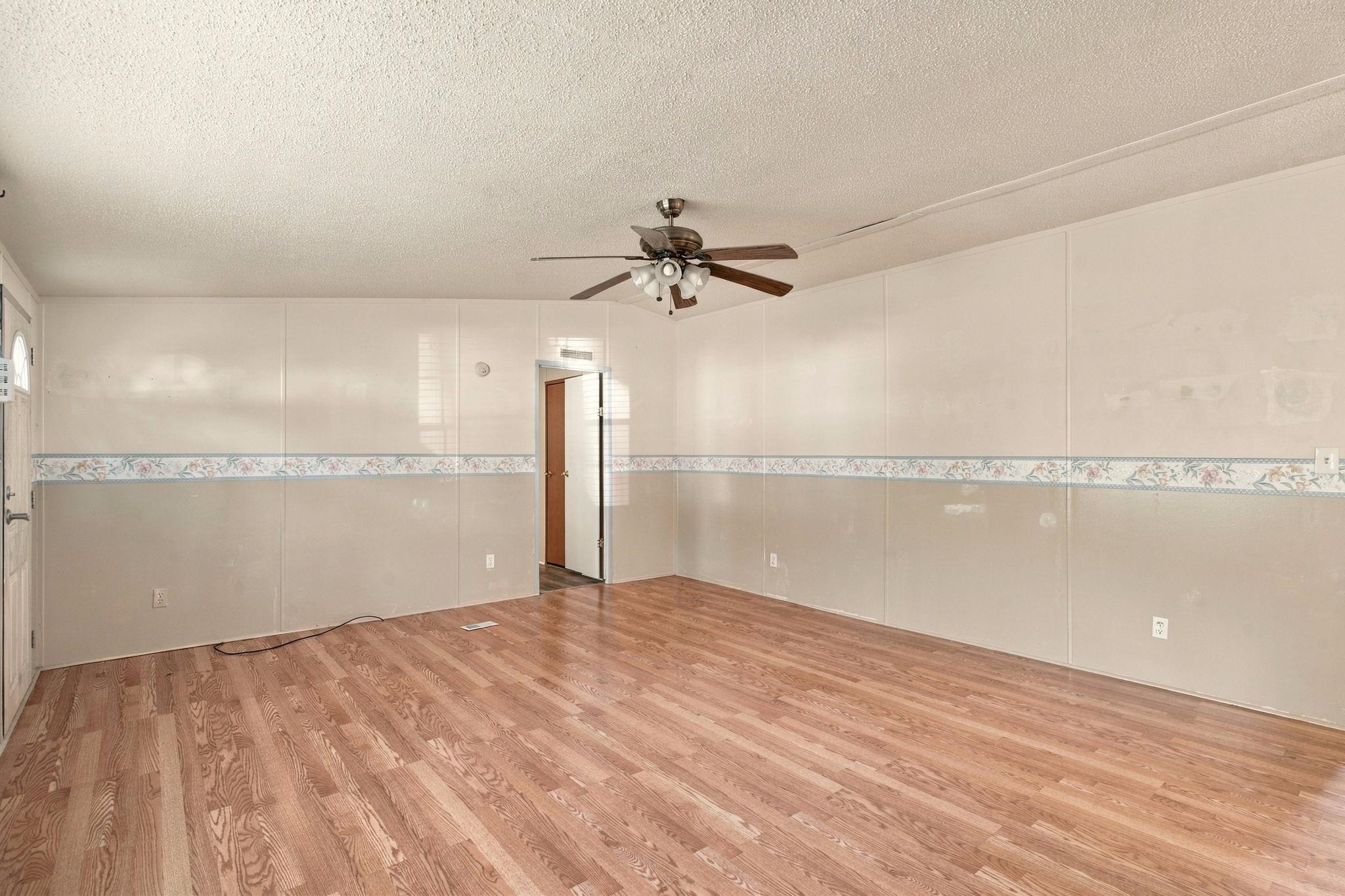 3252 Lyndon Dr. Property Photo 17