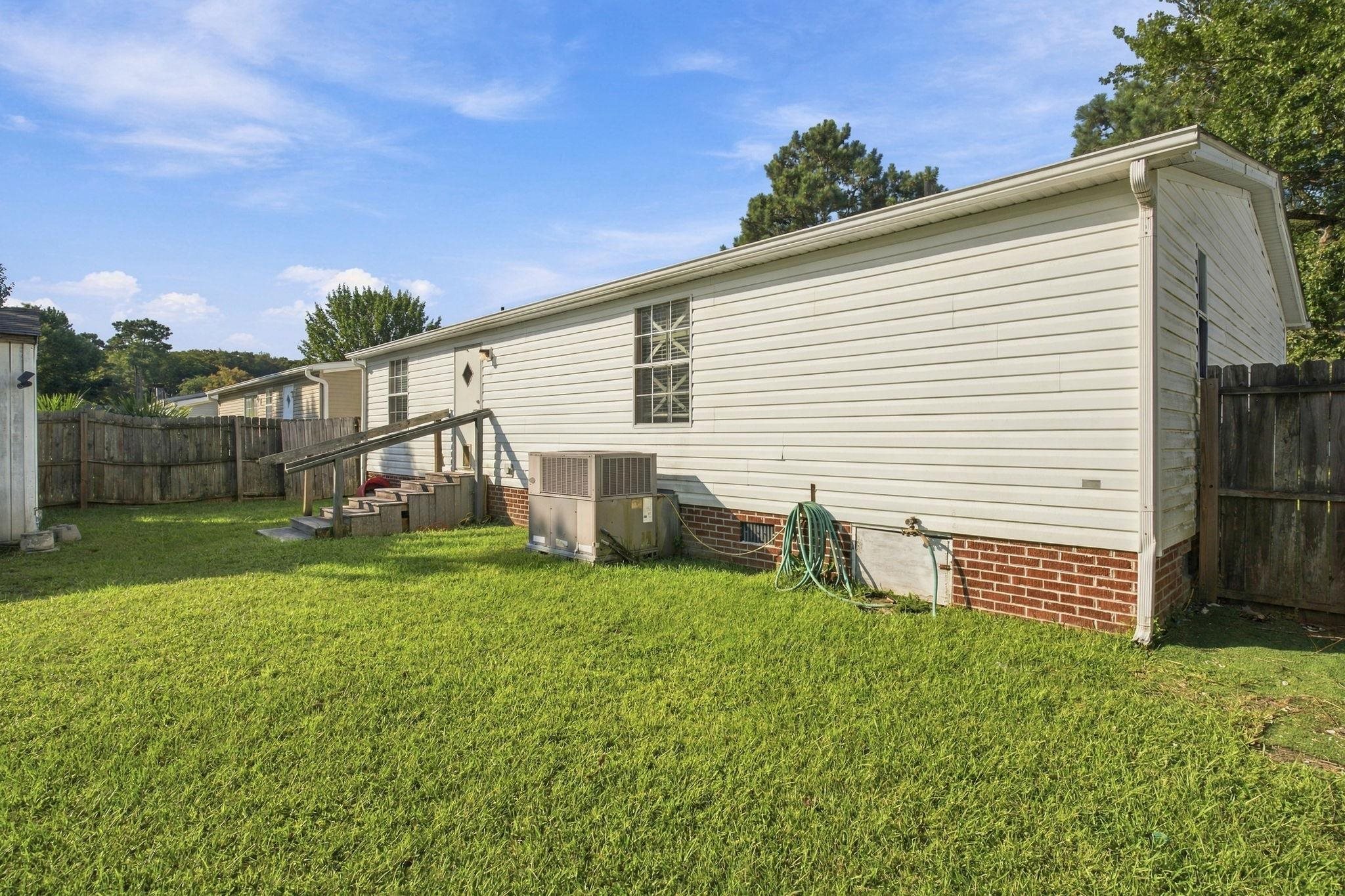 3252 Lyndon Dr. Property Photo 24