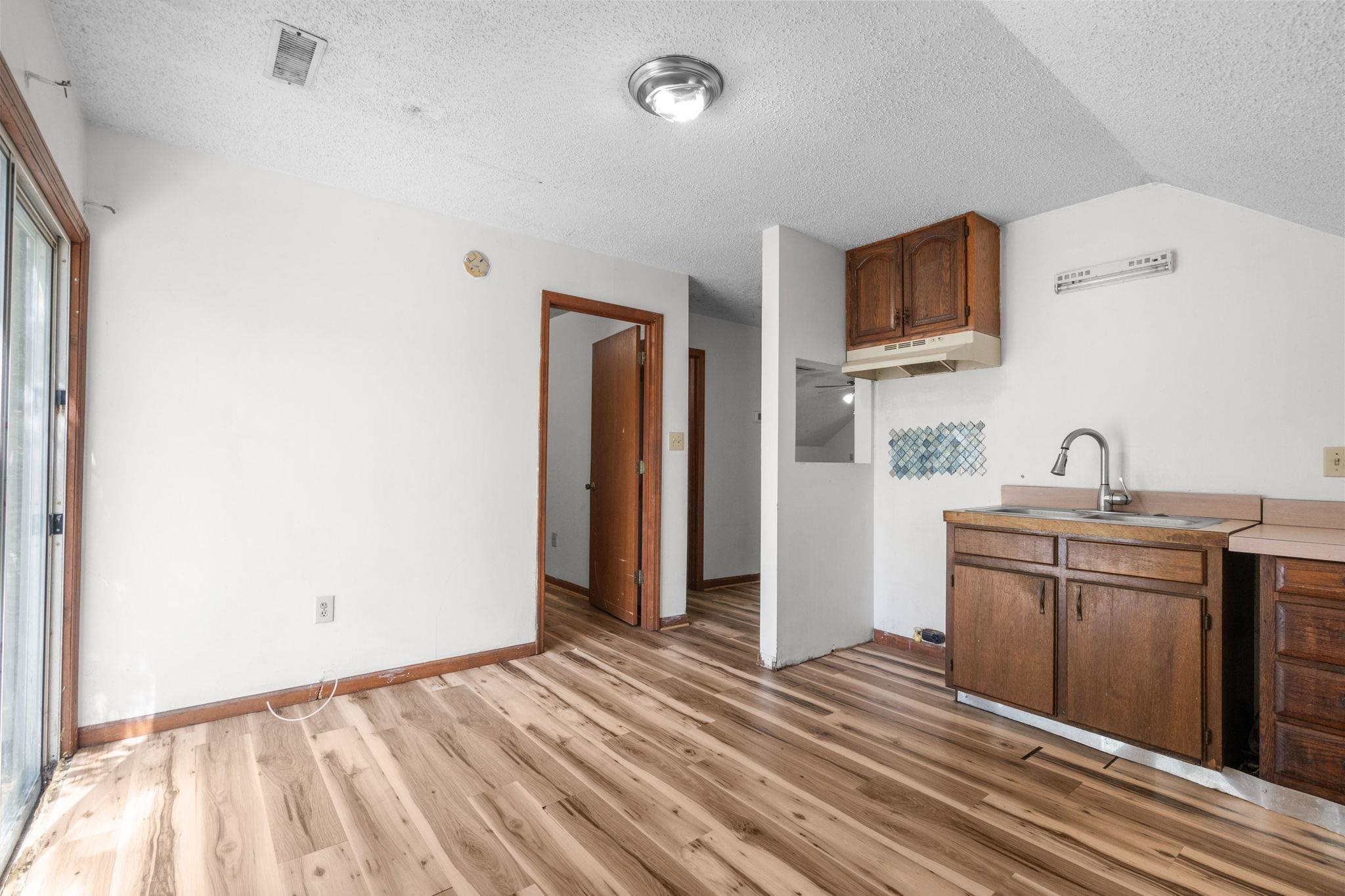 613 Surfside Dr. Property Photo 25