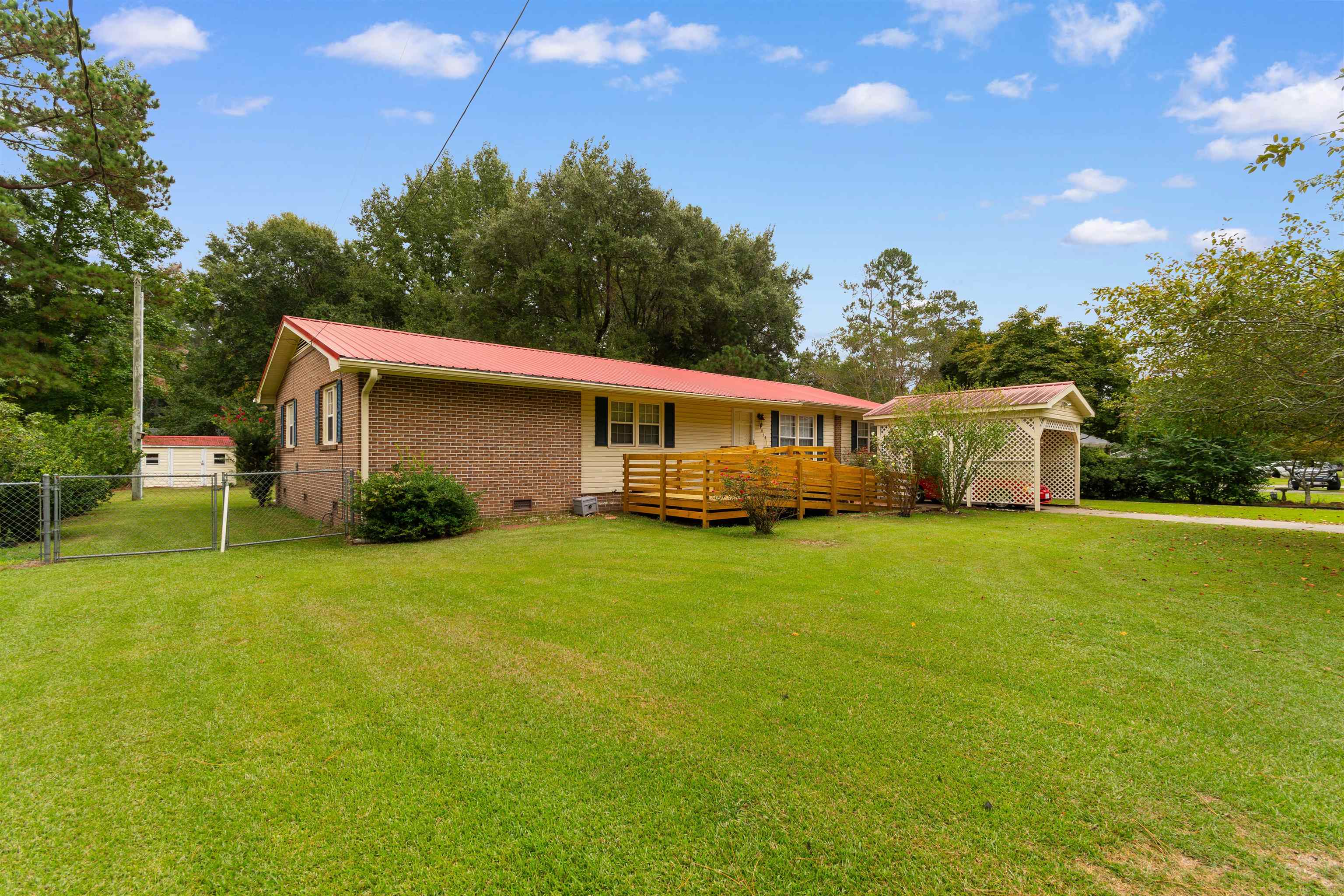 203 Elizabeth St. Property Photo 1