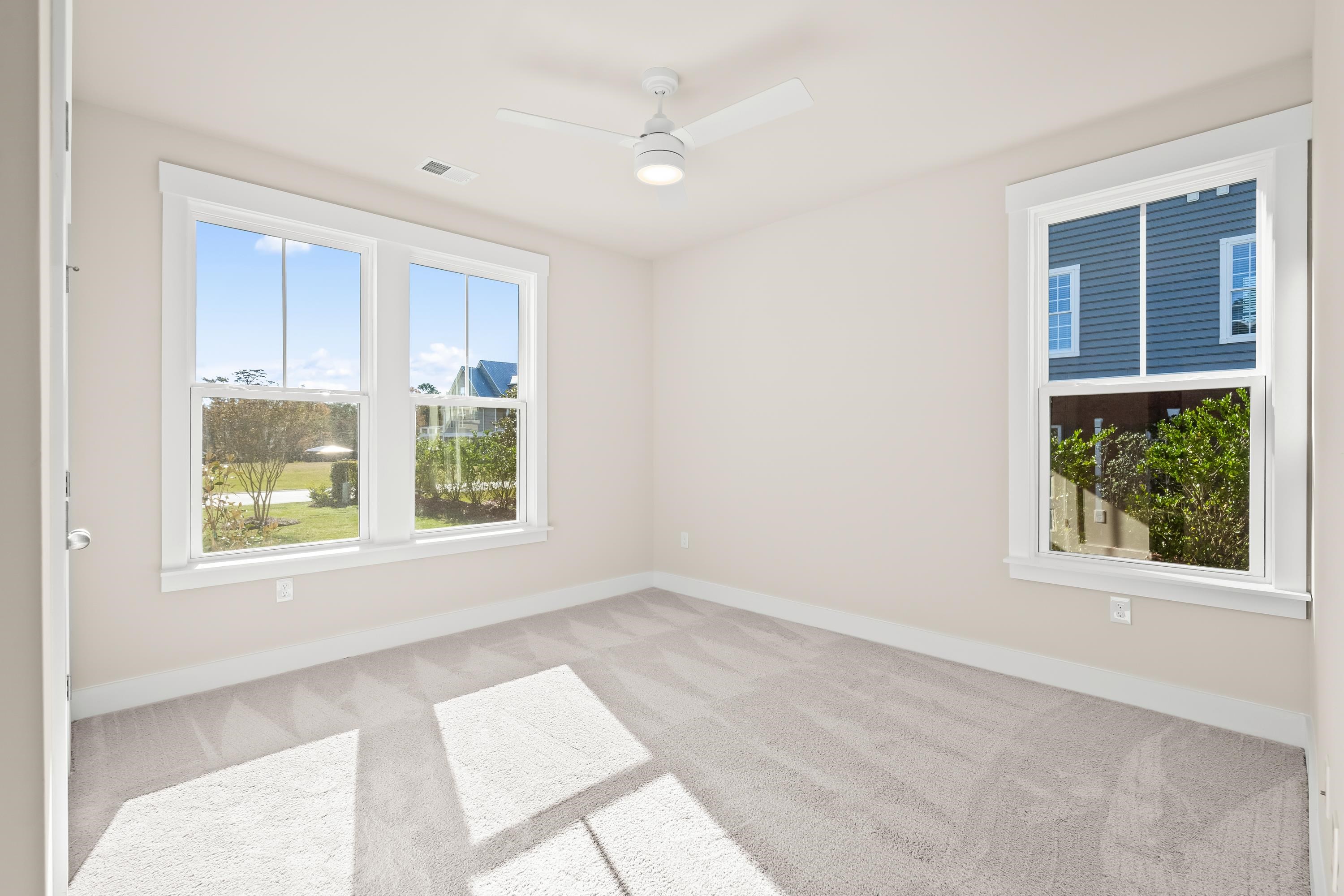 118 Kellys Cove Dr. Property Photo 28