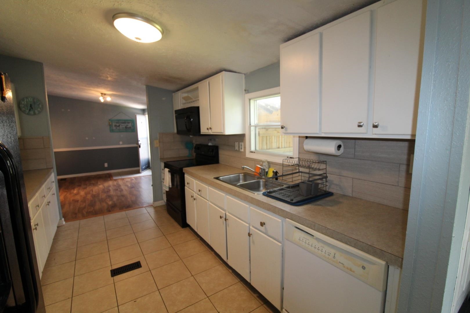 510 Folly Estates Dr. Property Photo 11