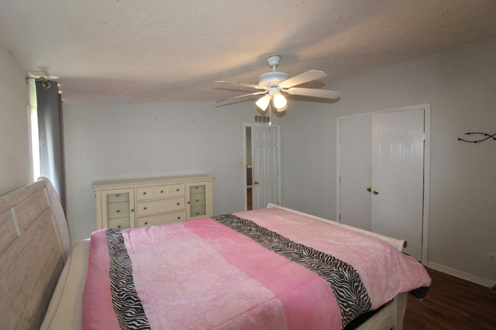 510 Folly Estates Dr. Property Photo 16