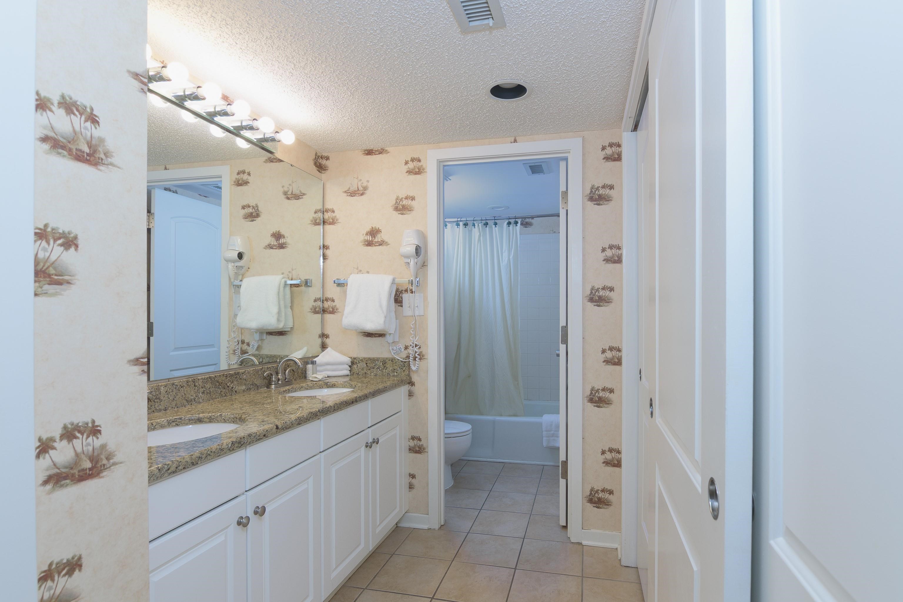 230 Westleton Dr. Property Photo 26