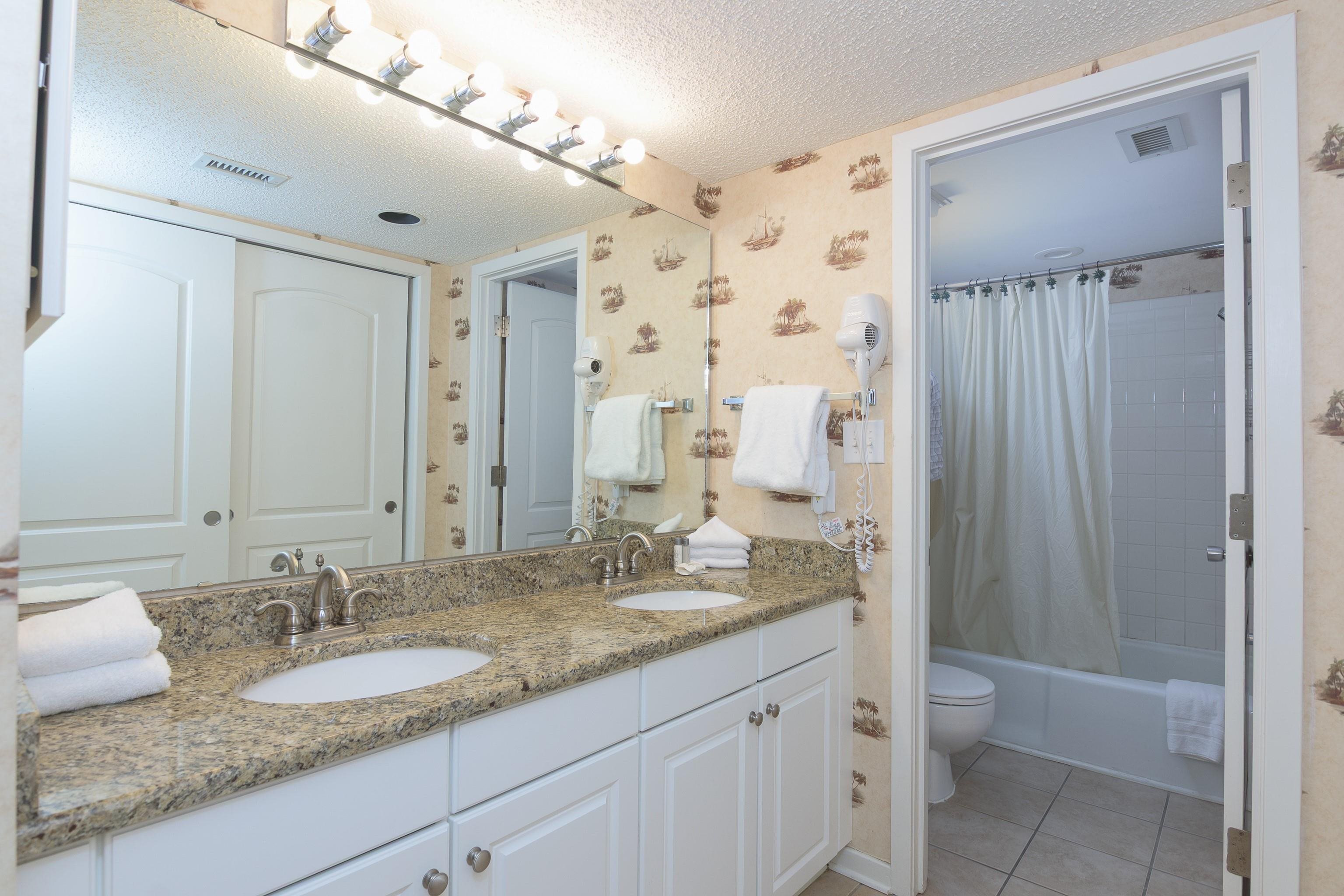 230 Westleton Dr. Property Photo 27