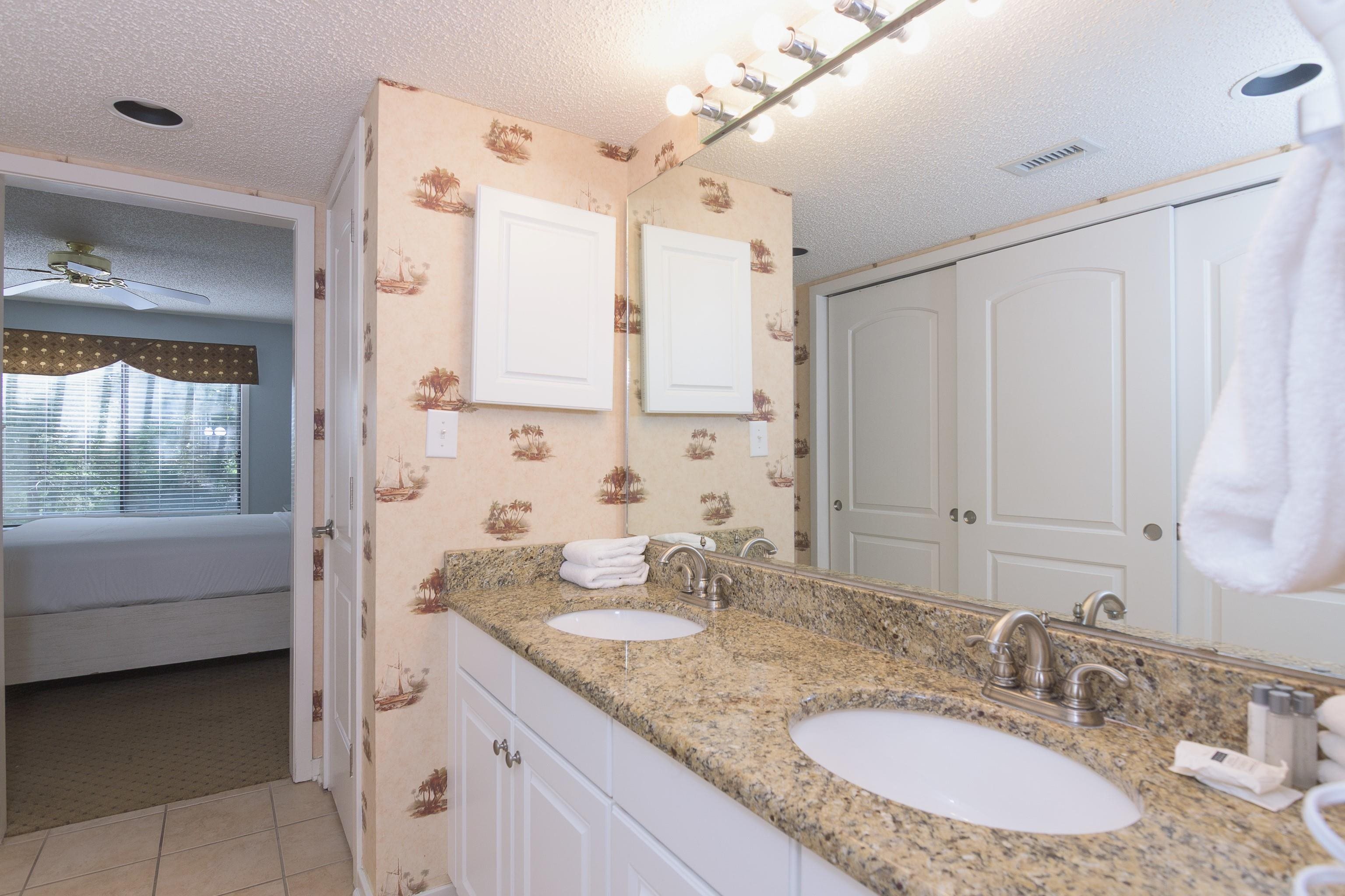 230 Westleton Dr. Property Photo 28