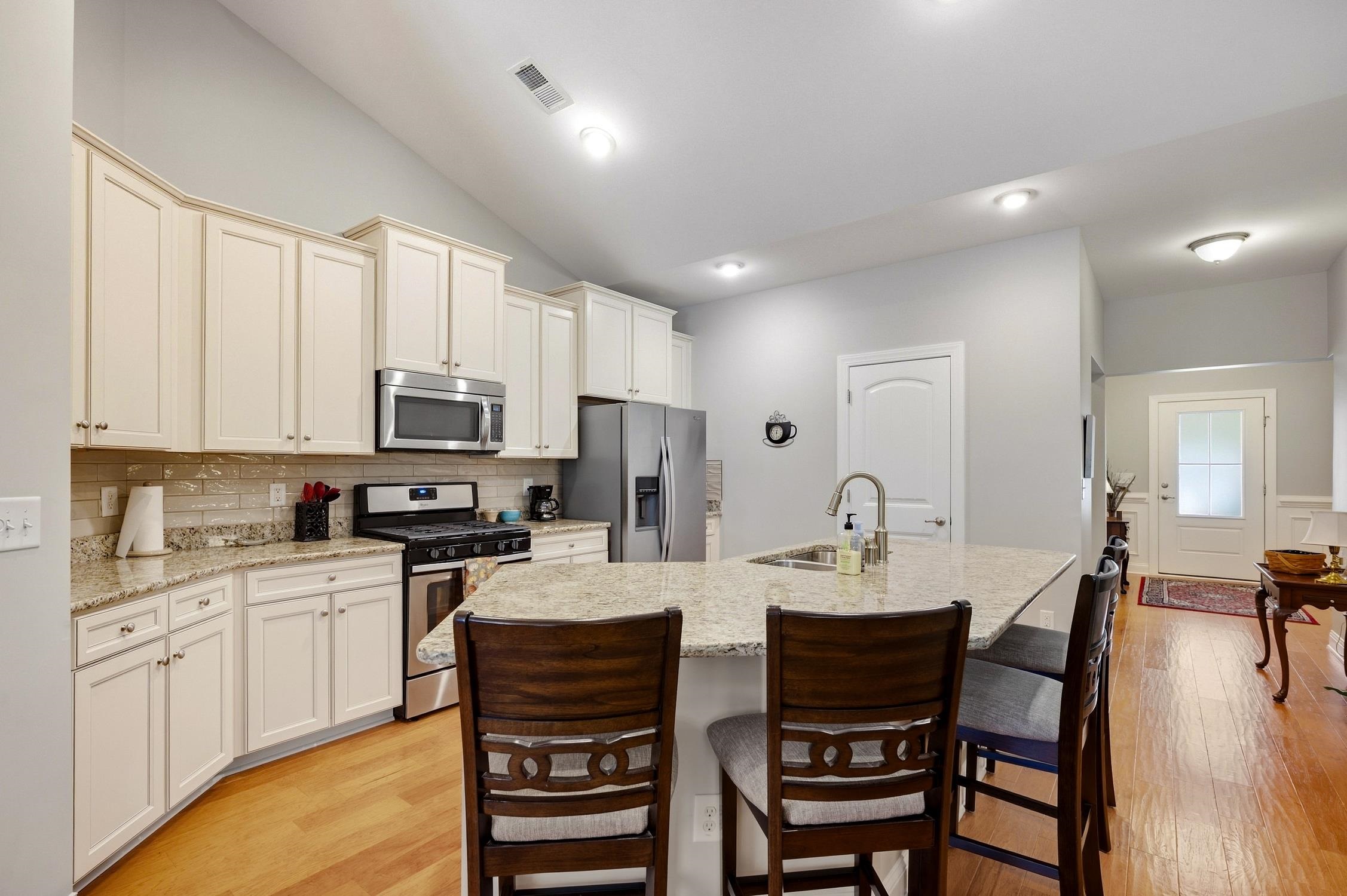 1731 Orchard Dr. Property Photo 14