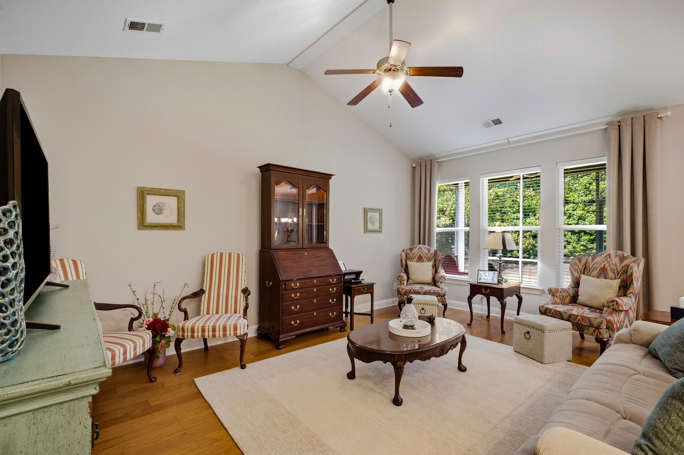 1731 Orchard Dr. Property Photo 16