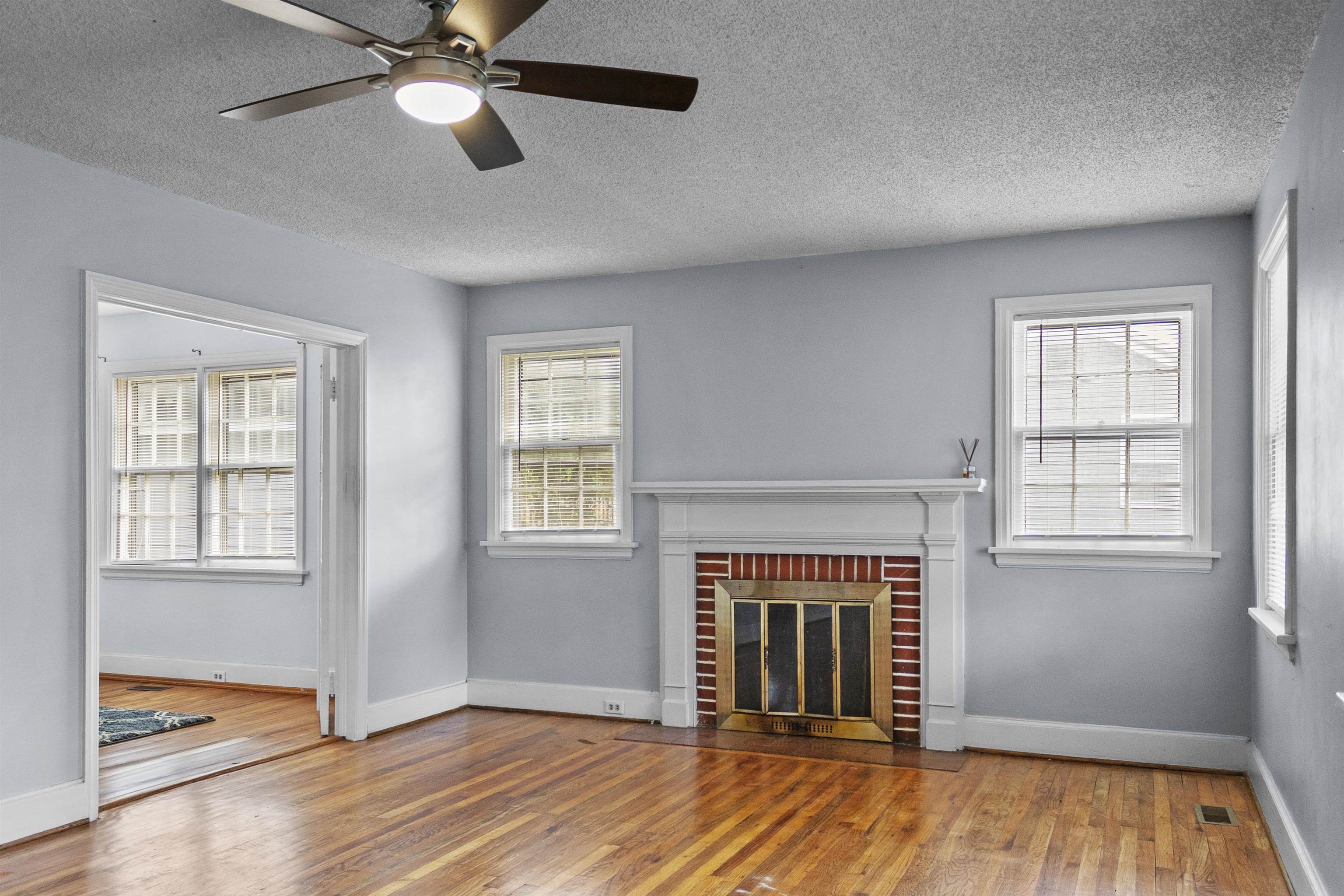 308 Layton Ct. Property Photo 8