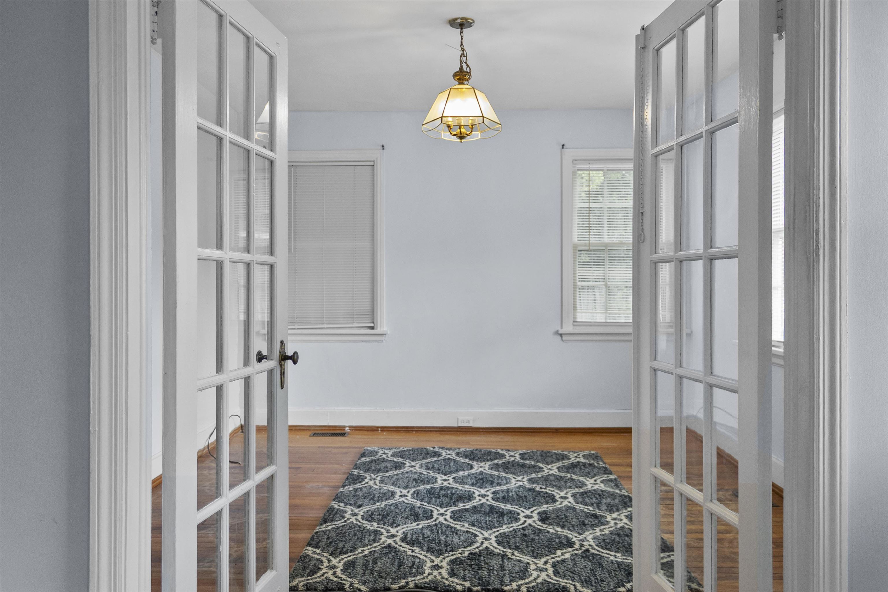 308 Layton Ct. Property Photo 9