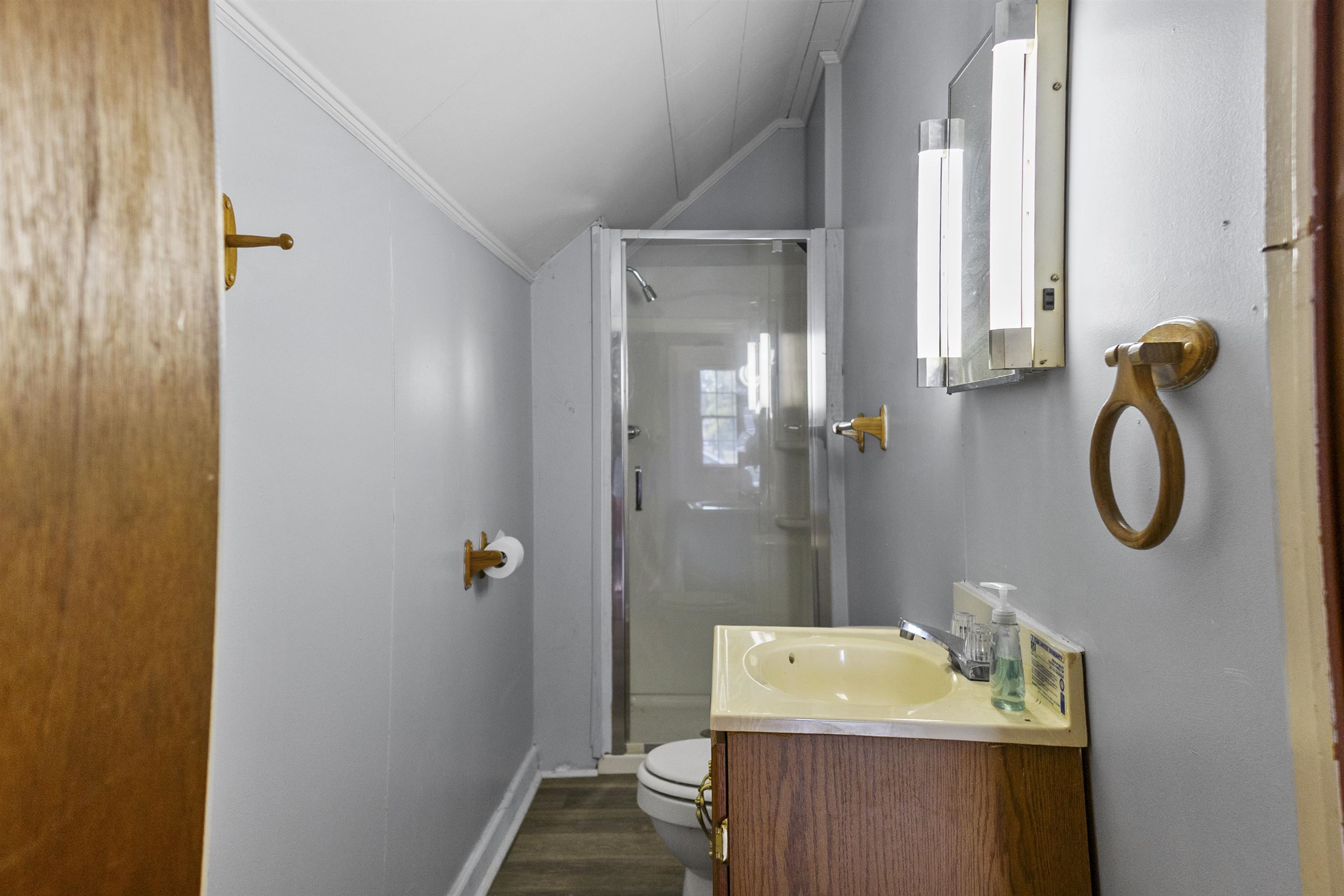 308 Layton Ct. Property Photo 16